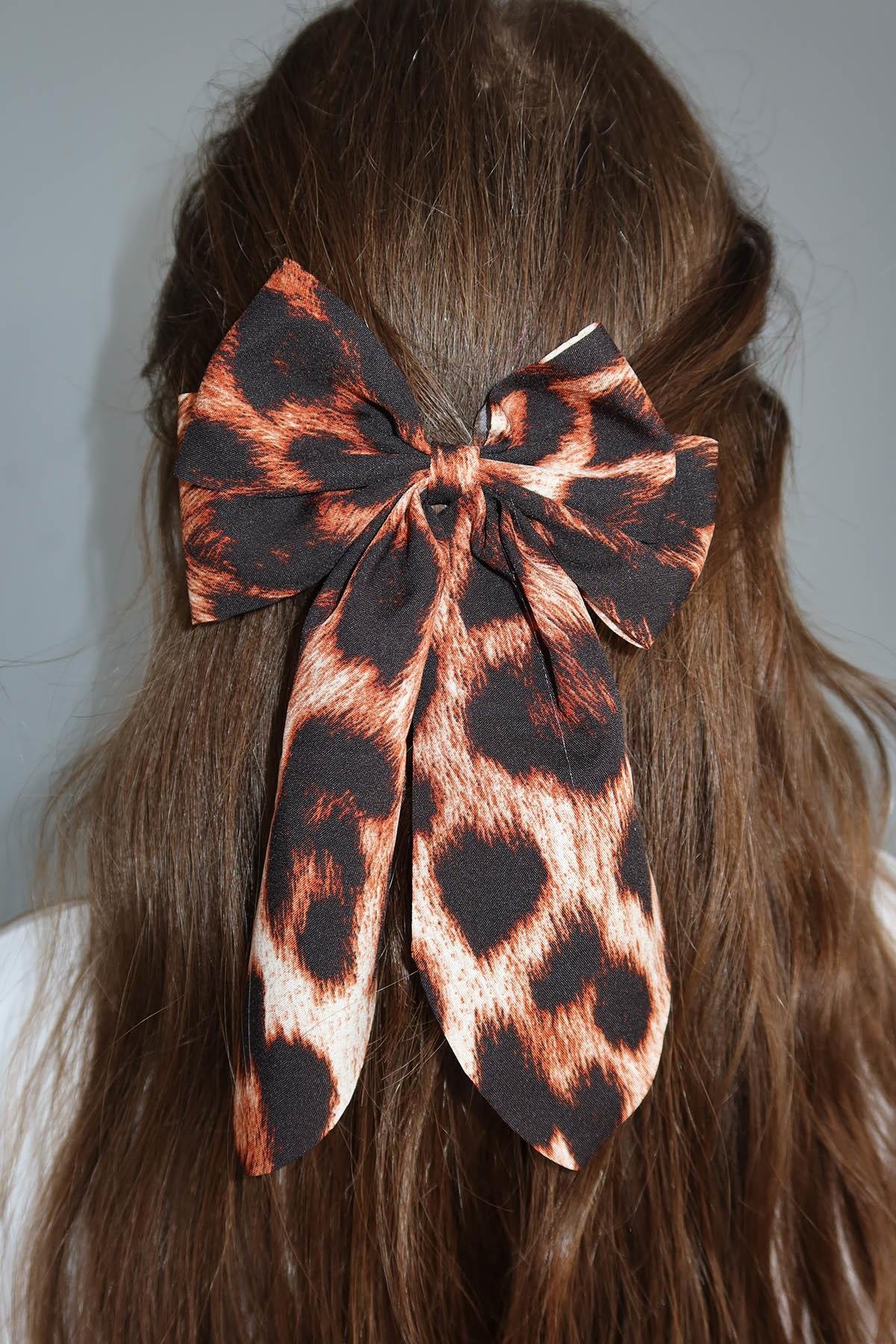 Kahverengi Leopar Desenli Pens Toka