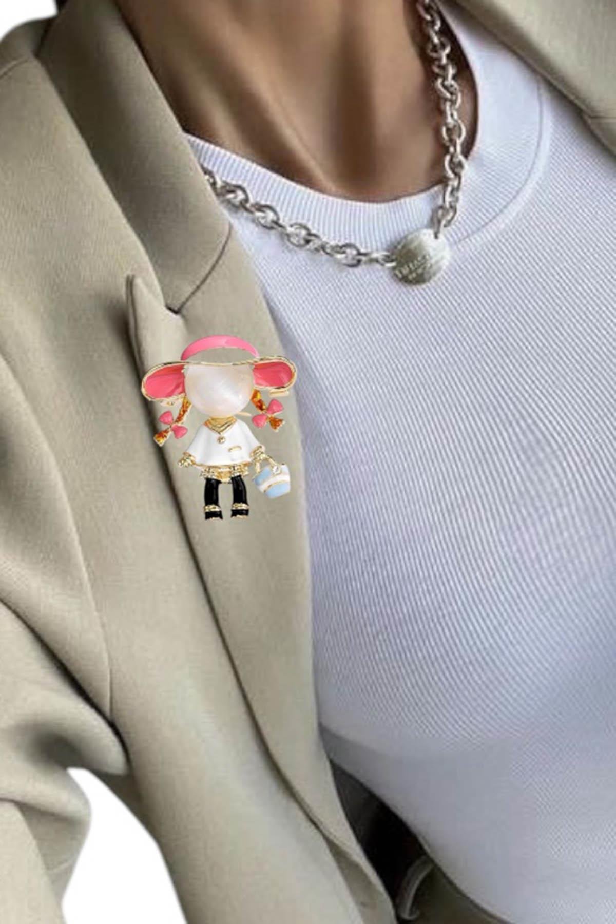 Karışık Renk Kız Figürlü Broş