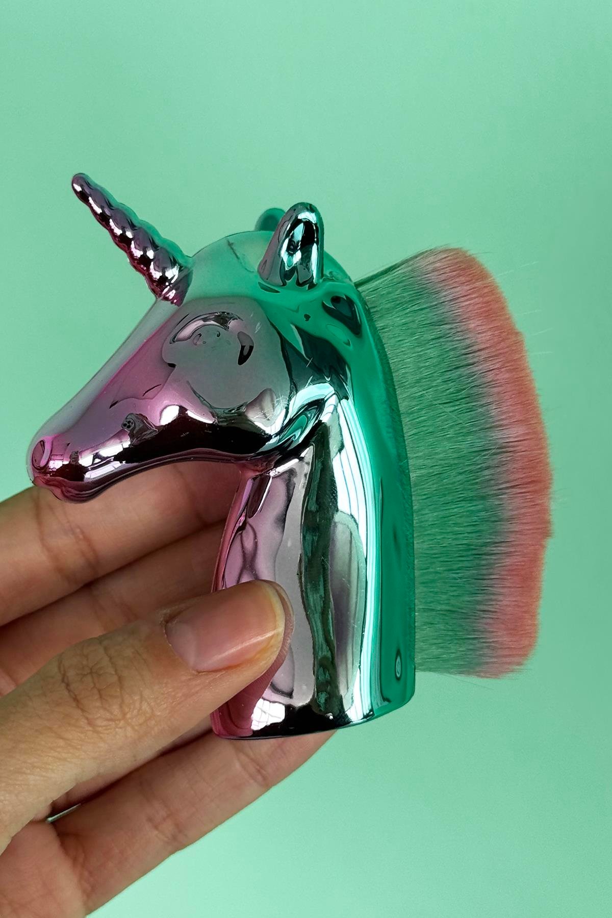 Karışık Renk Unicorn Figürlü Allık/Makyaj Fırçası