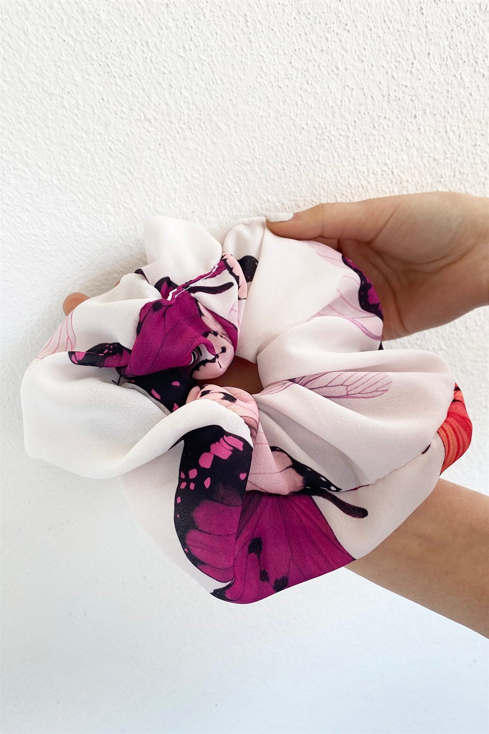 Kelebek Desenli Büyük Boy Scrunchies Lastik Toka