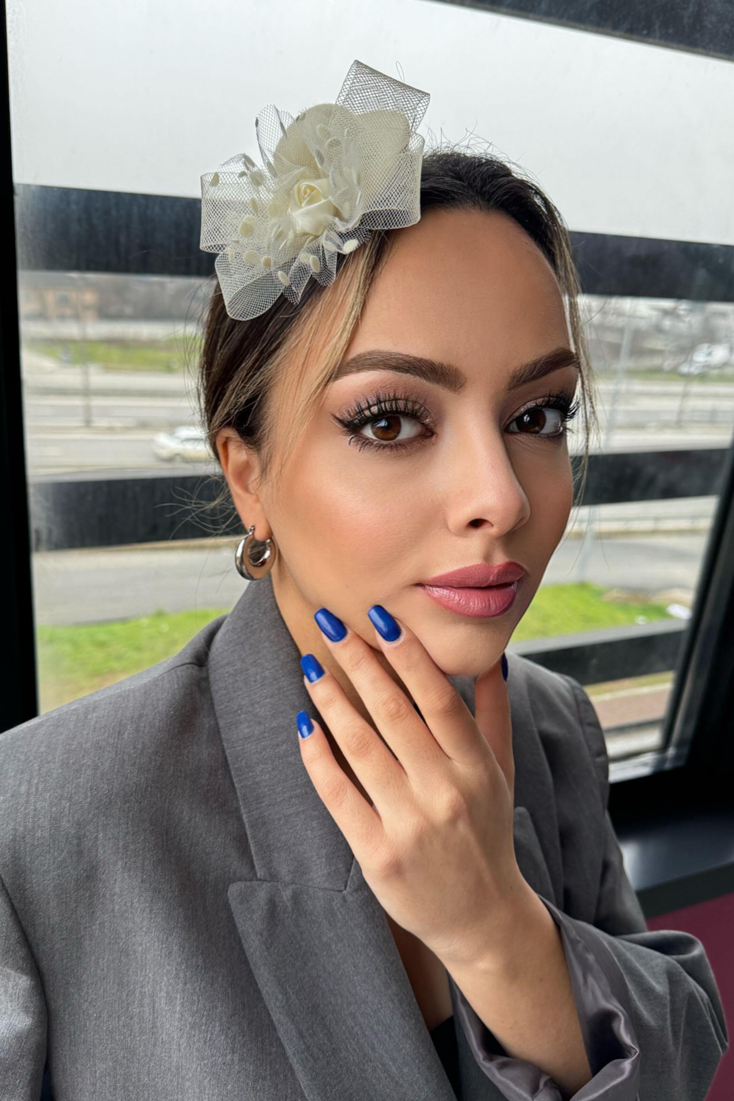 Krem Renk Çiçek Detaylı Mini Nikah Şapkası/Vualet Şapka Pens Detaylı Toka