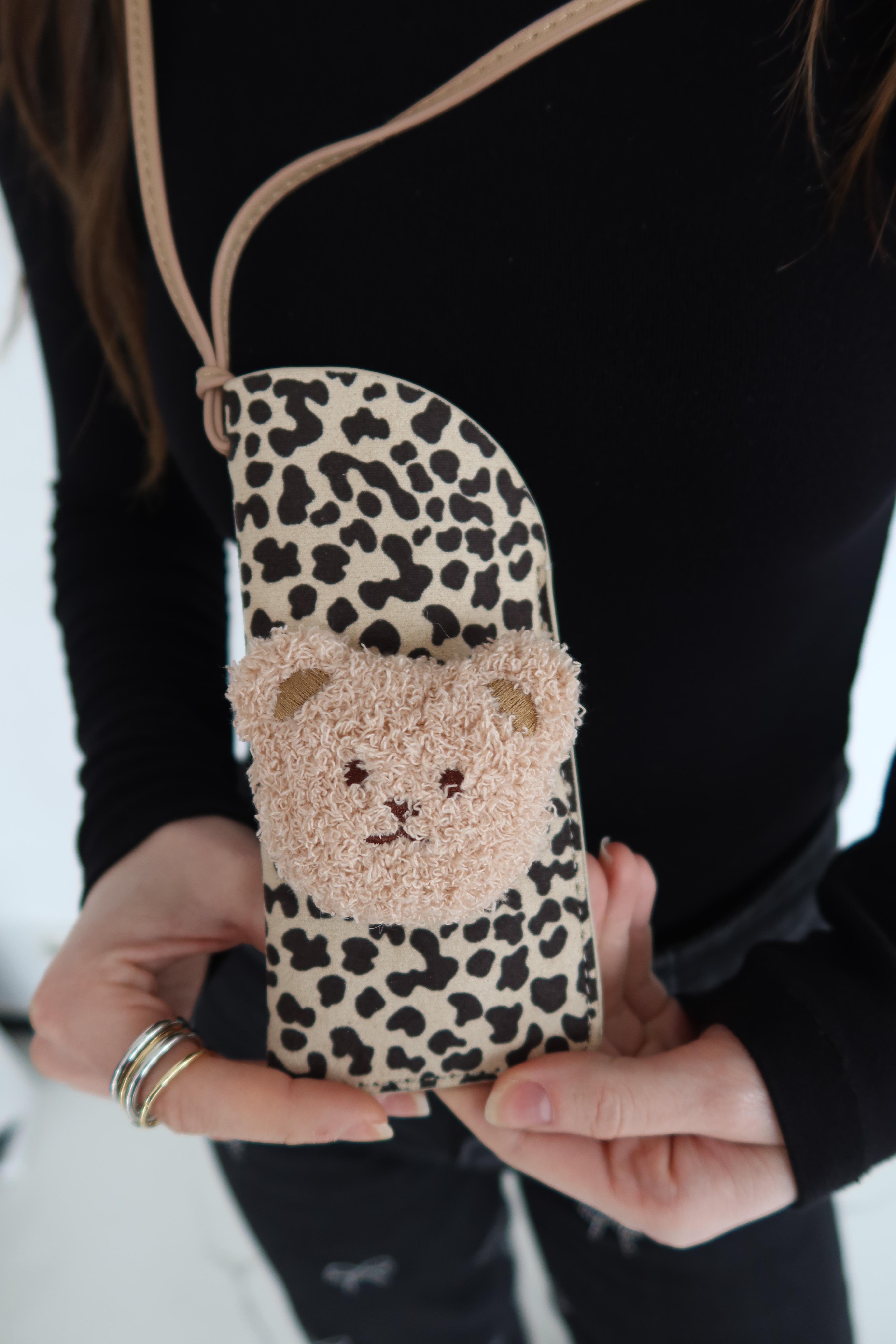 Krem Renk Leopar Desenli Ayıcık Figürlü Boyundan Asmalı Gözlük Kılıfı