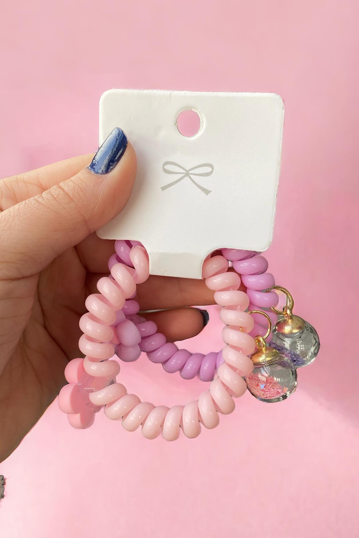 Pembe Renk 2´li Çiçek Detaylı Helezon Toka