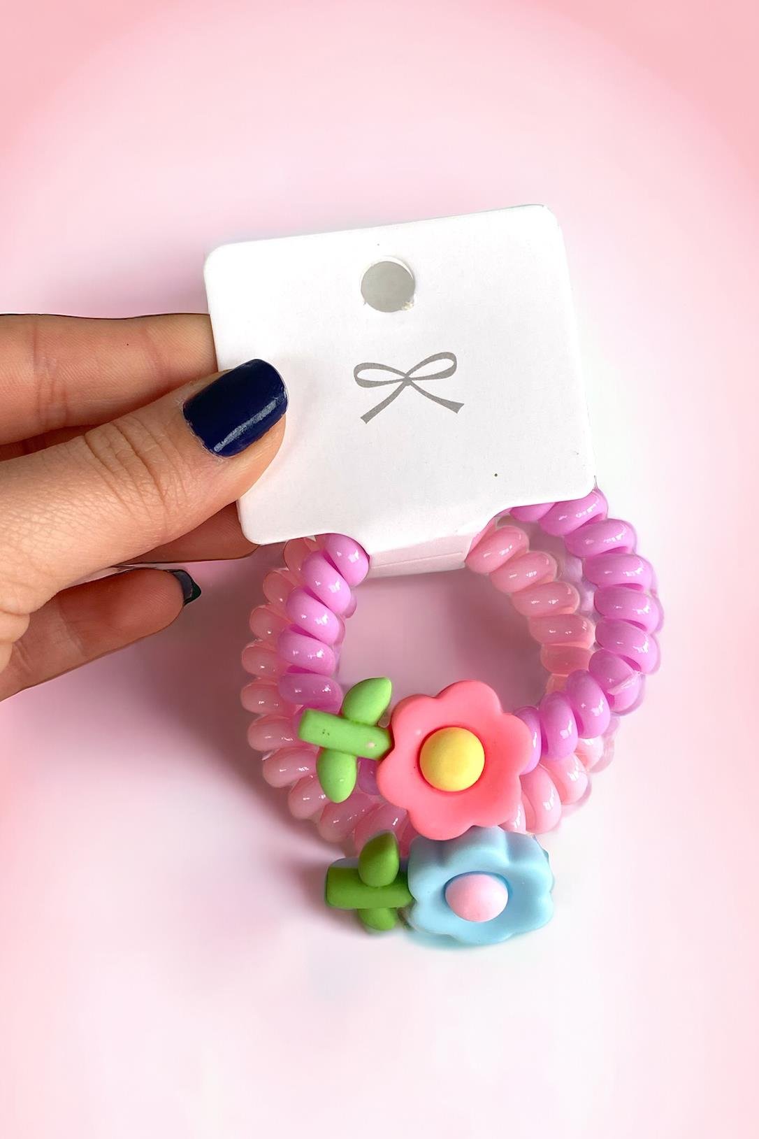 Pembe Renk 2´li Çiçek Detaylı Helezon Toka