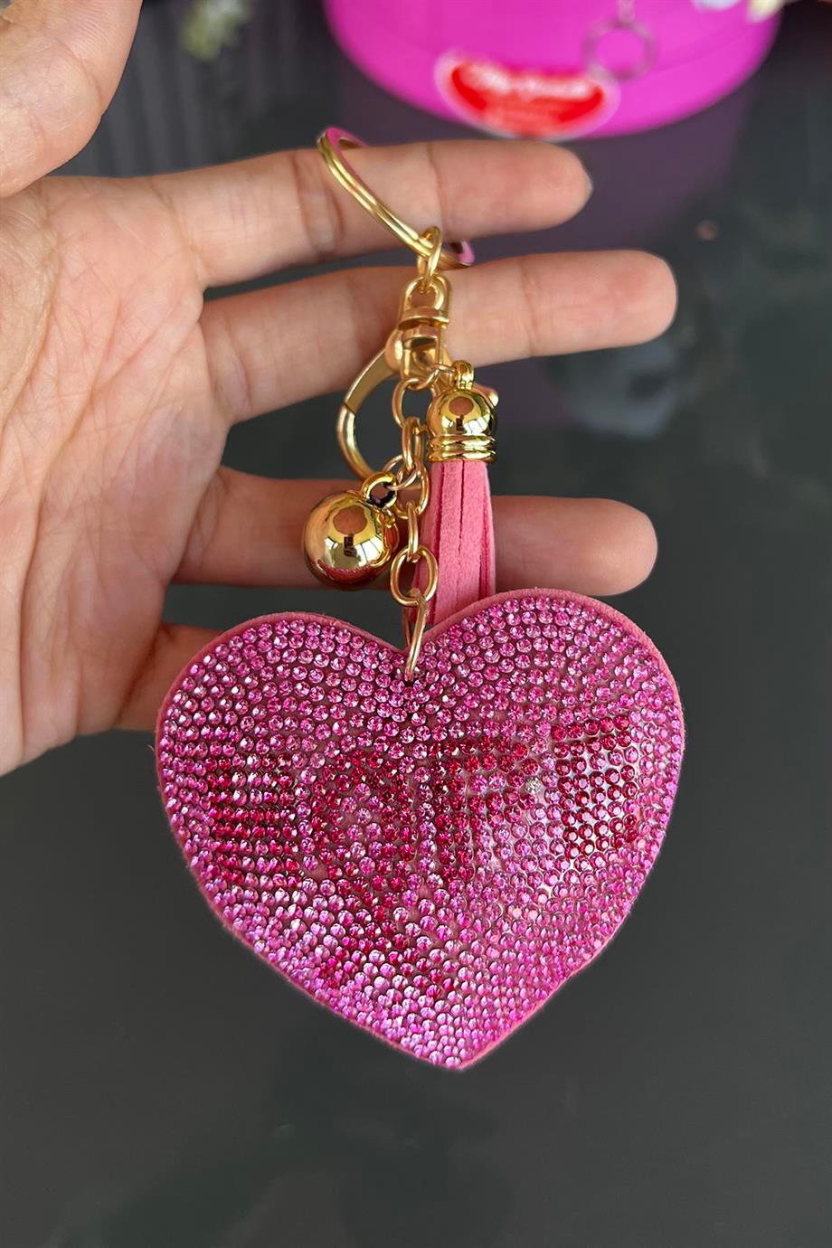 Takıştır Bijuteri Online | Pembe Renk Kalp Figürlü Hope Yazılı