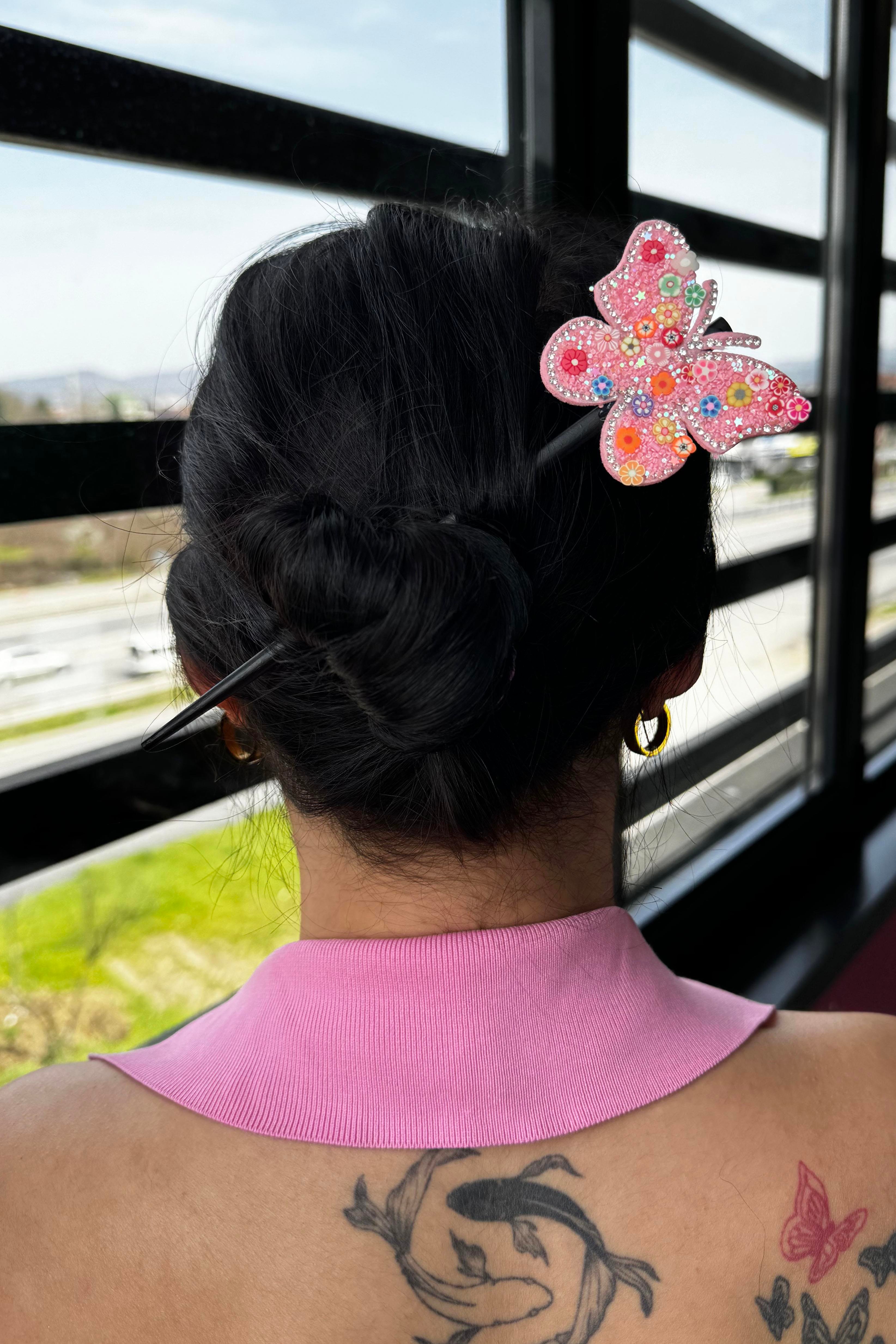 Pembe Renk Kelebek Figürlü Topuz Tokası/Topuz Kalemi