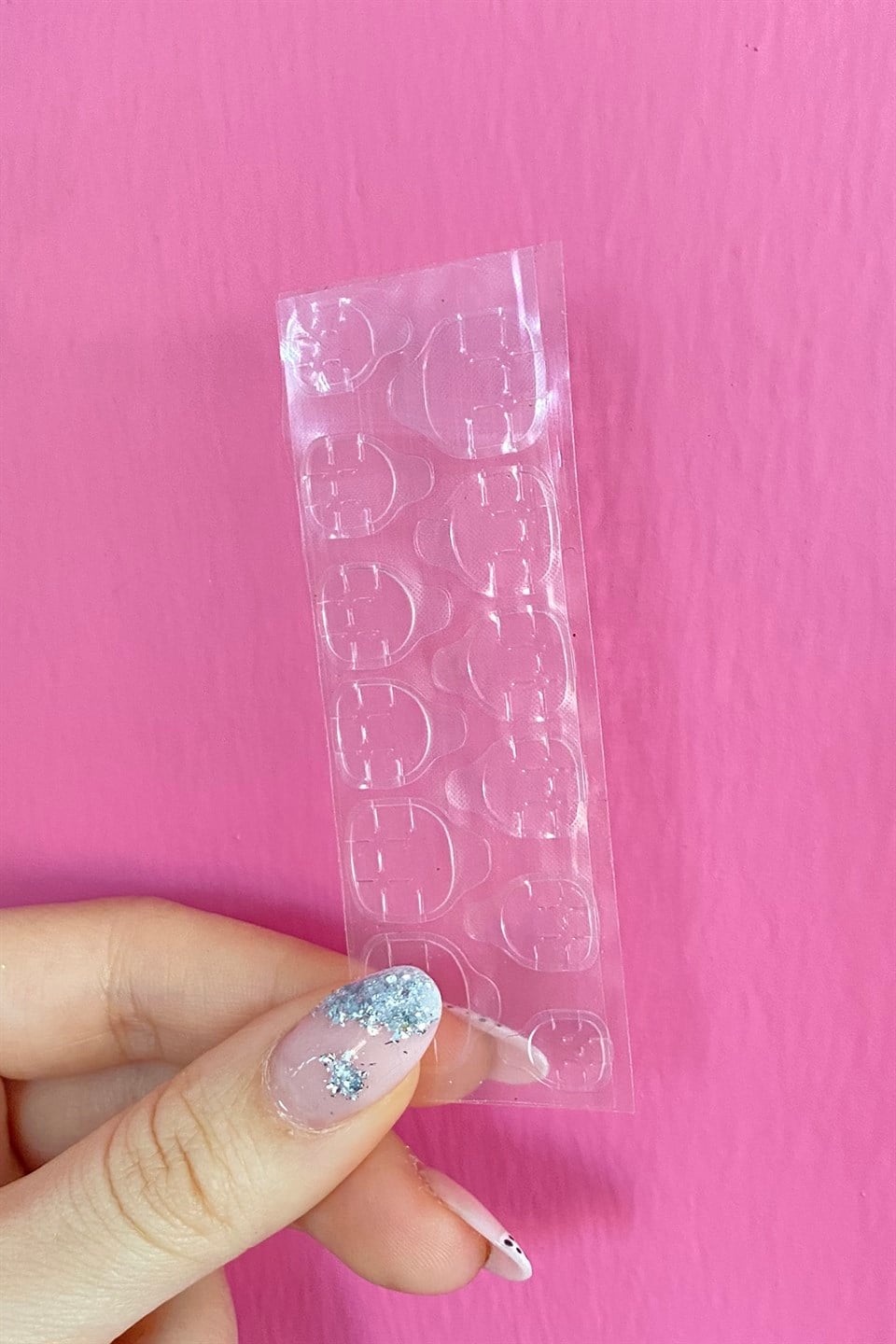 Pembe Renk Mat Takma Tırnak (Yapıştırıcılı)