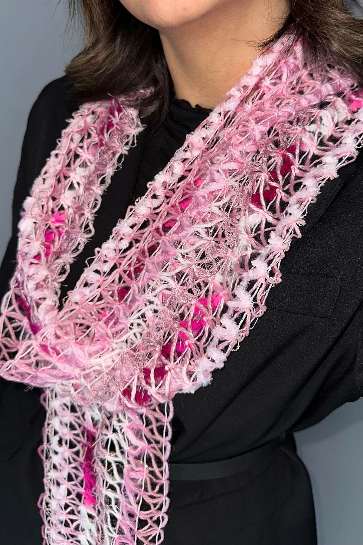 Pembe Renk Örgü Detaylı Şal