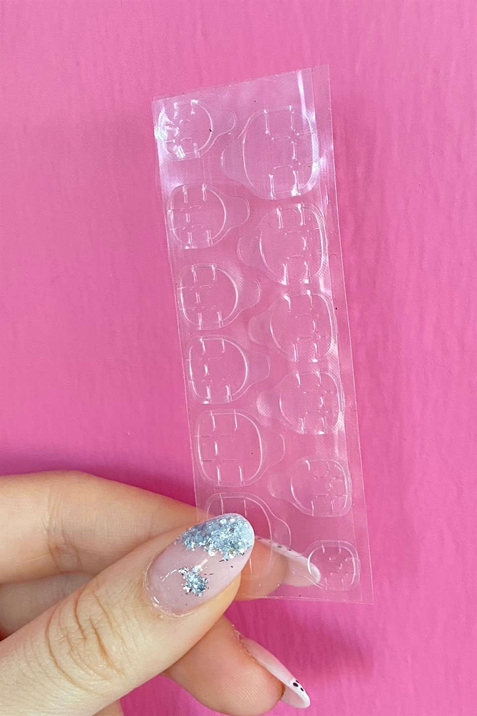 Pembe Renk Yıldız Figürlü Boncuklu Takma Tırnak (Yapıştırıcılı)
