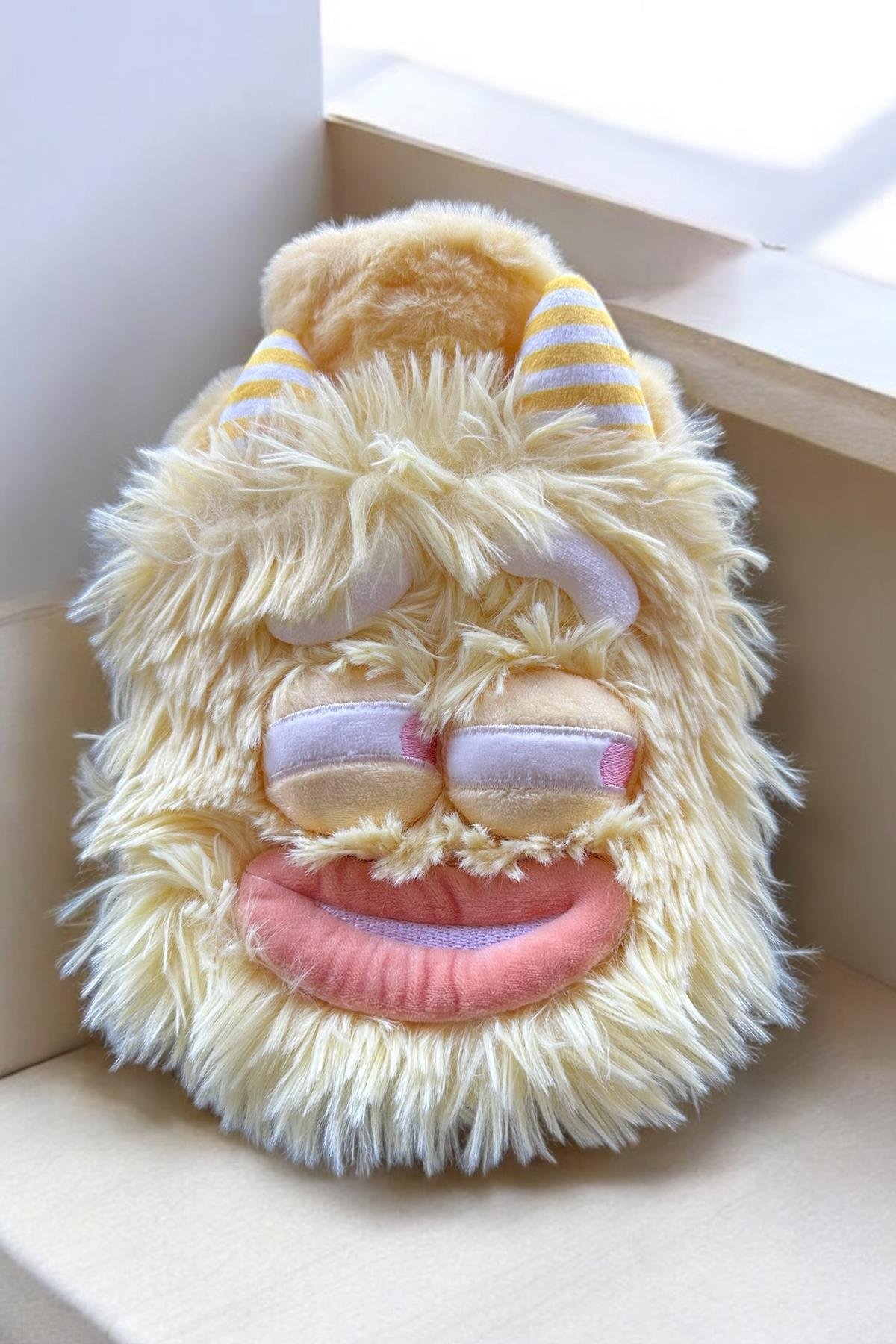 Sarı Renk Canavar Figürlü Peluş Sıcak Su Torbası