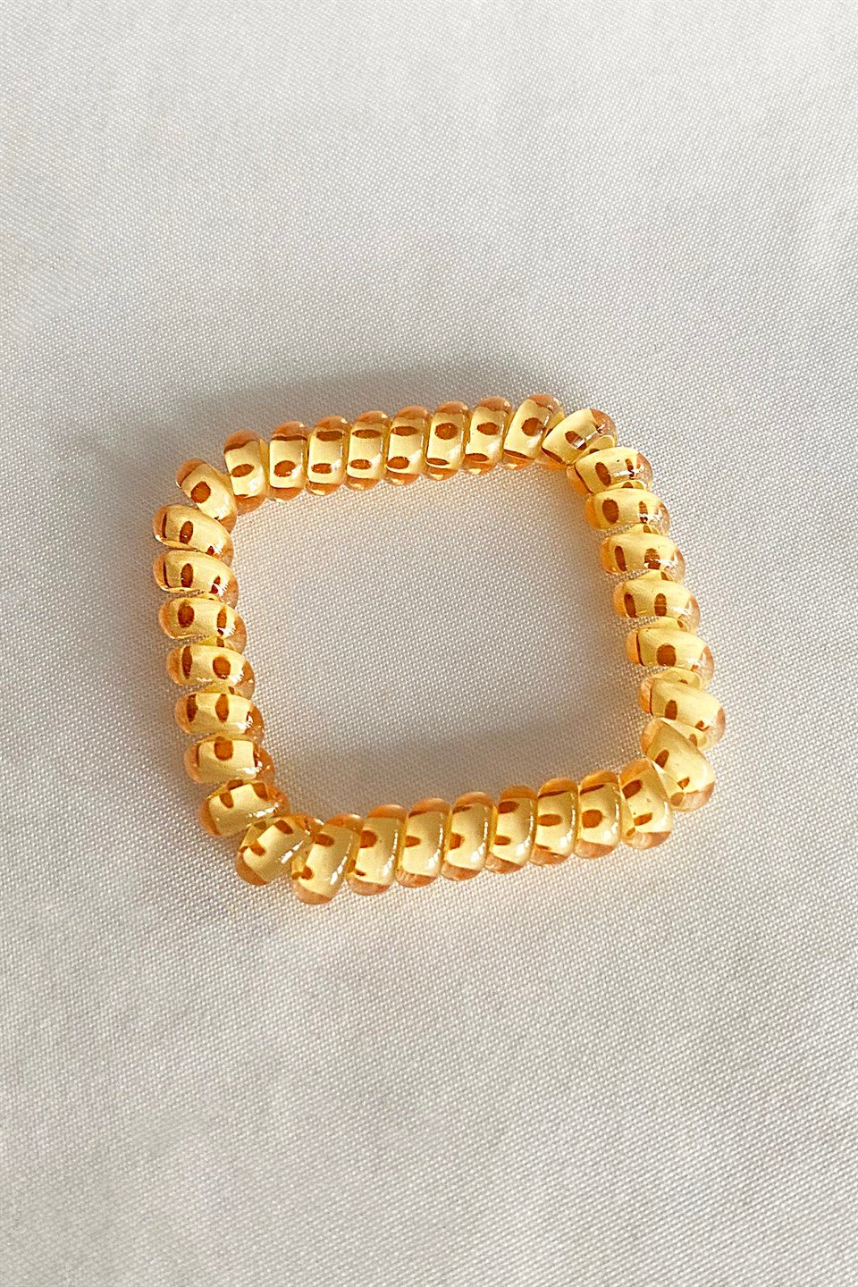 Sarı Renk Kahve Puantiyeli Helezon Lastik Toka