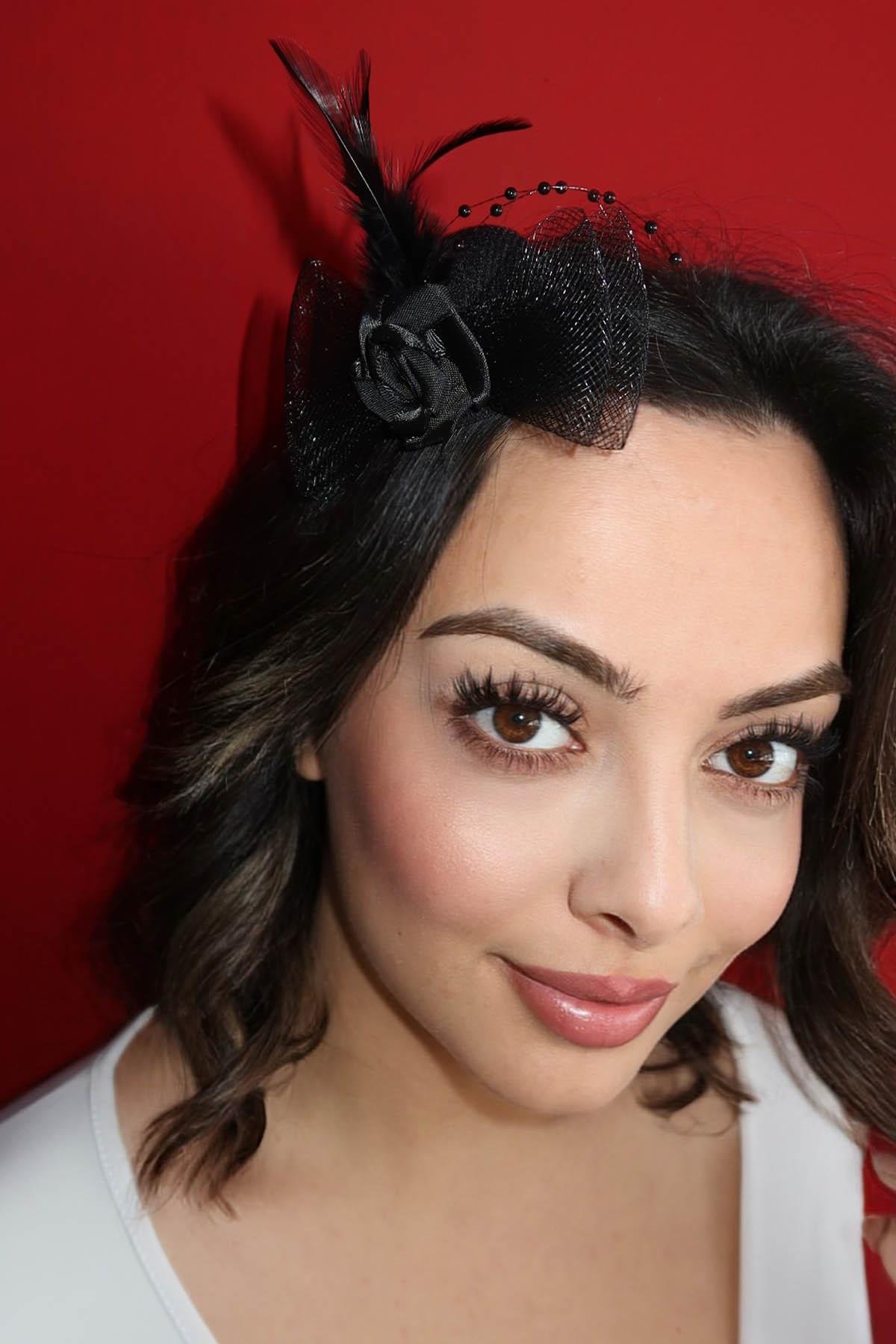 Siyah Renk Çiçek Detaylı Küçük Boy Nikah Şapkası/Vualet Şapka