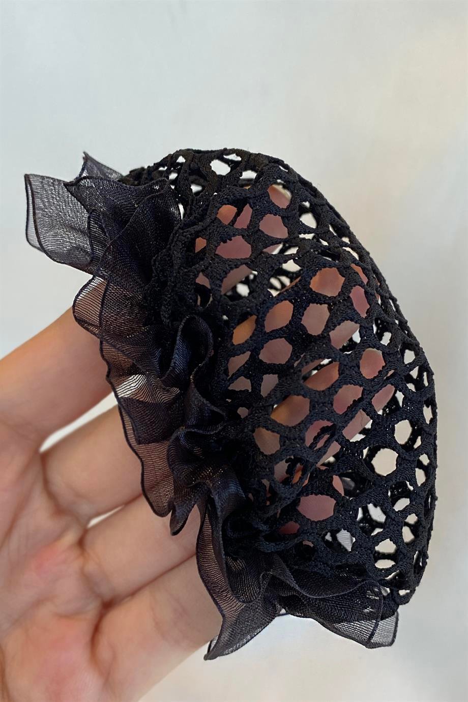 Siyah Renk File Detaylı Topuz Toka