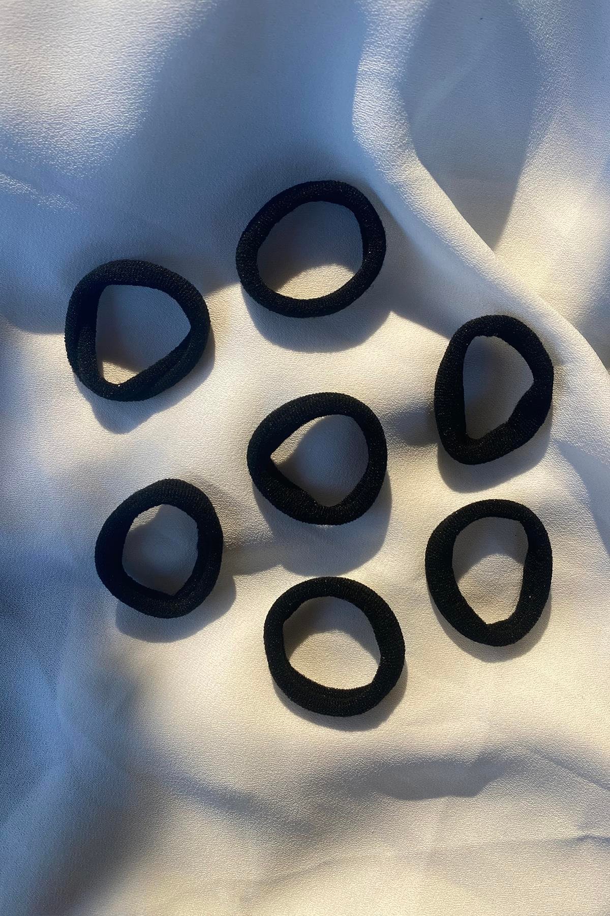 Siyah Renk Havlu Toka