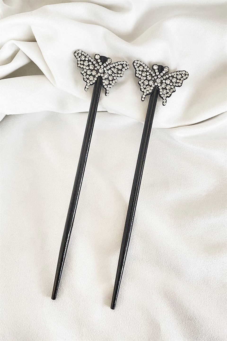 Siyah Renk Kelebek Figürlü İkili Topuz Tokası