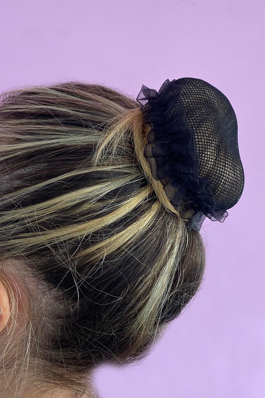 Siyah Renk Küçük File Detaylı Topuz Toka