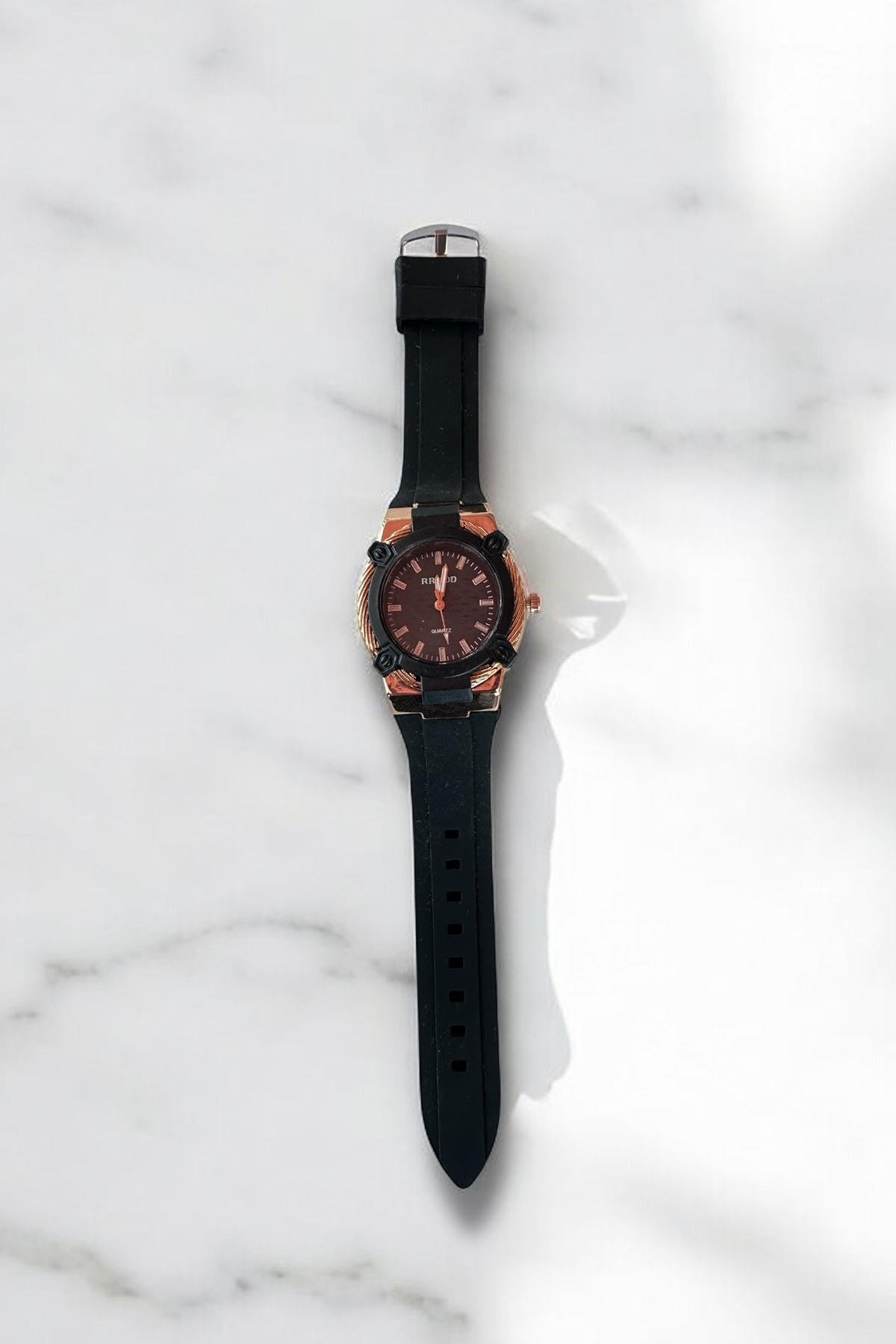 Siyah Renk Silikon Kordonlu Kadın Saat