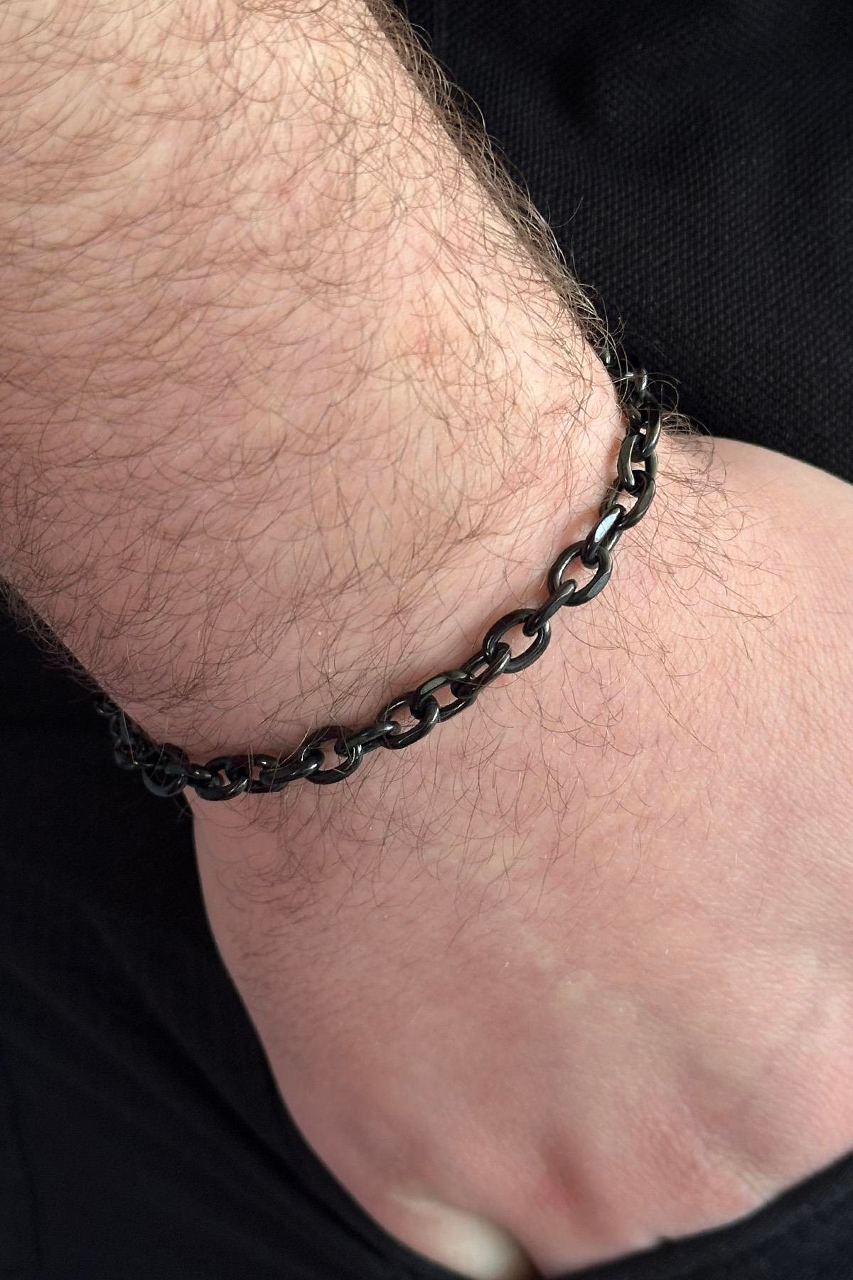 Siyah Renk Zincir Detaylı Çelik Erkek Bileklik