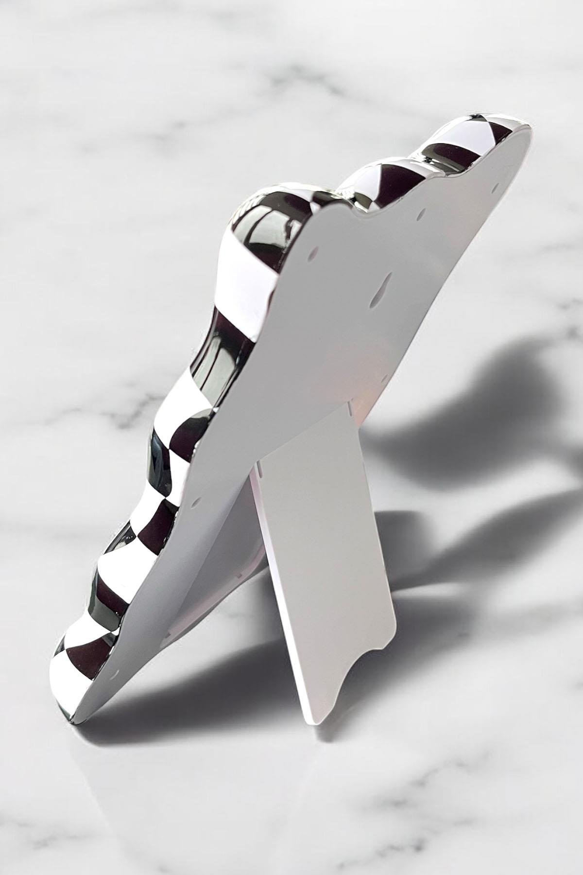 Siyah Ve Beyaz Renk Masa Aynası