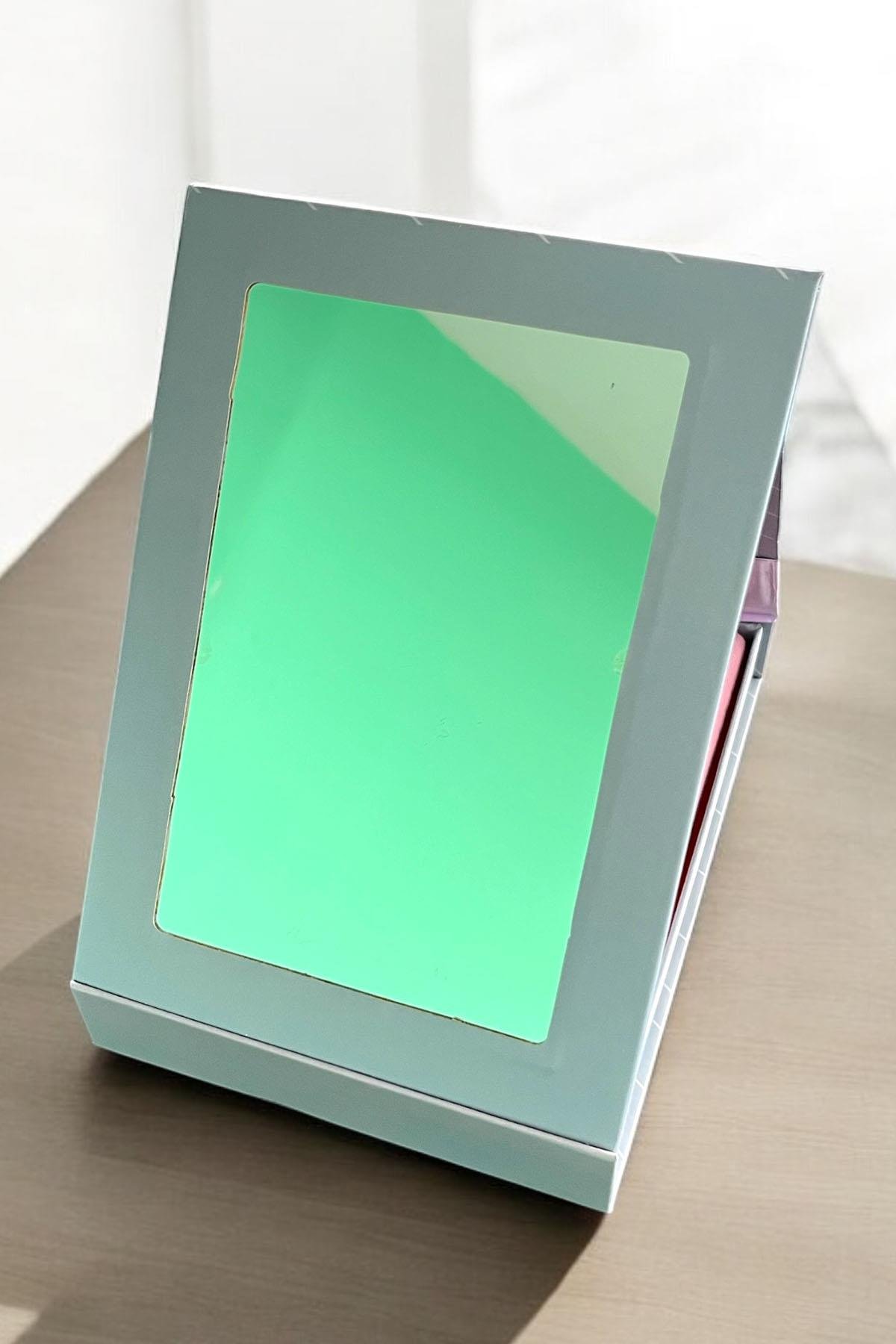 Yeşil Renk Ayna Detaylı Takı Organizeri