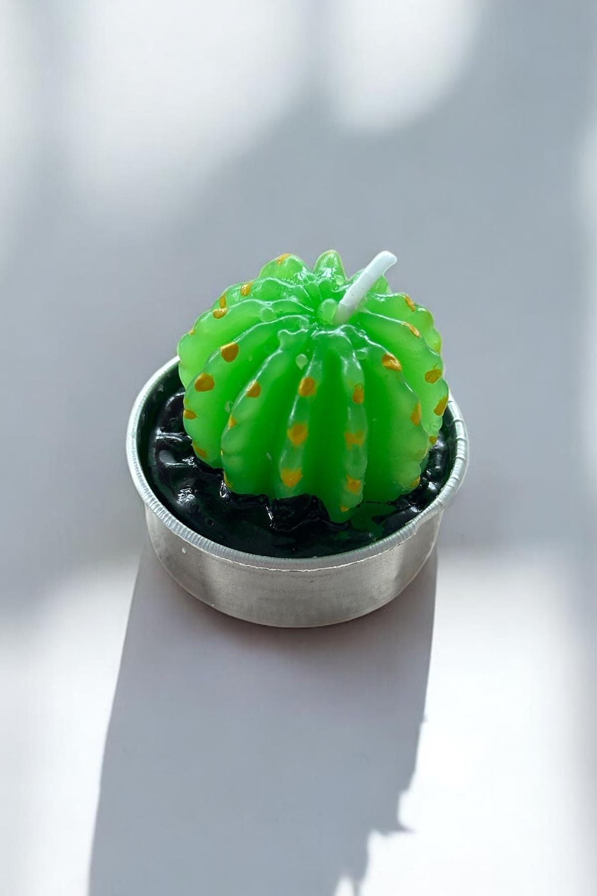 Yeşil Renk Kaktüs Figürlü Mum