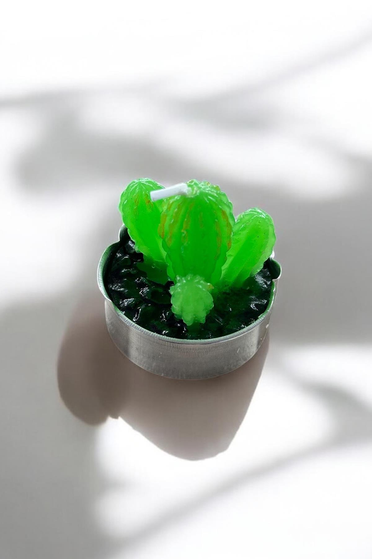 Yeşil Renk Kaktüs Figürlü Mum