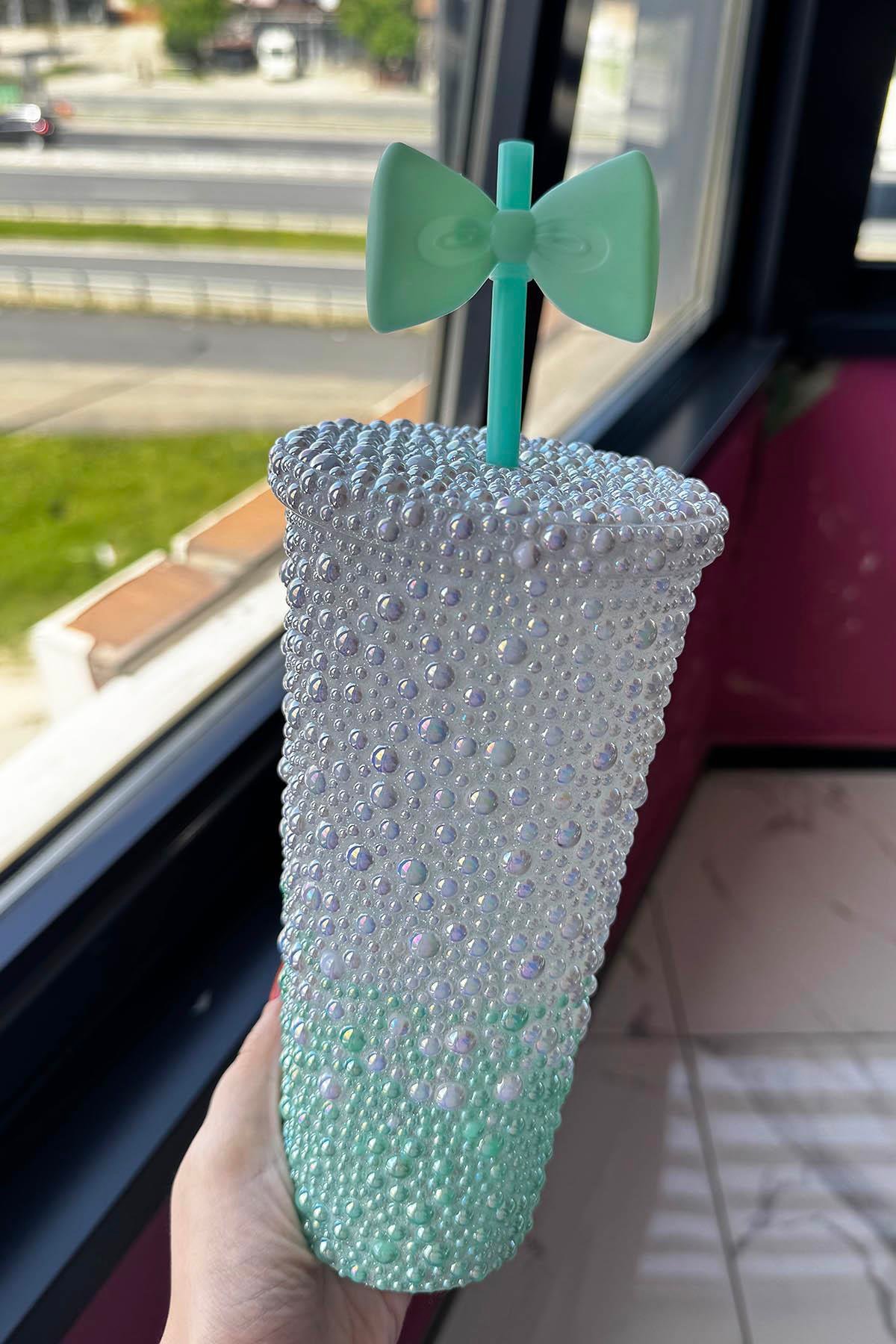 Yeşil Ve Beyaz Renk İnci Detaylı Pipetli Suluk