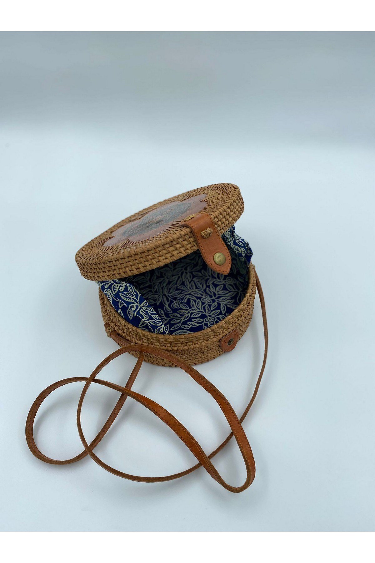 HM19092 Bambu Ortası Çiçek Desenli Deri Klipsli Çanta