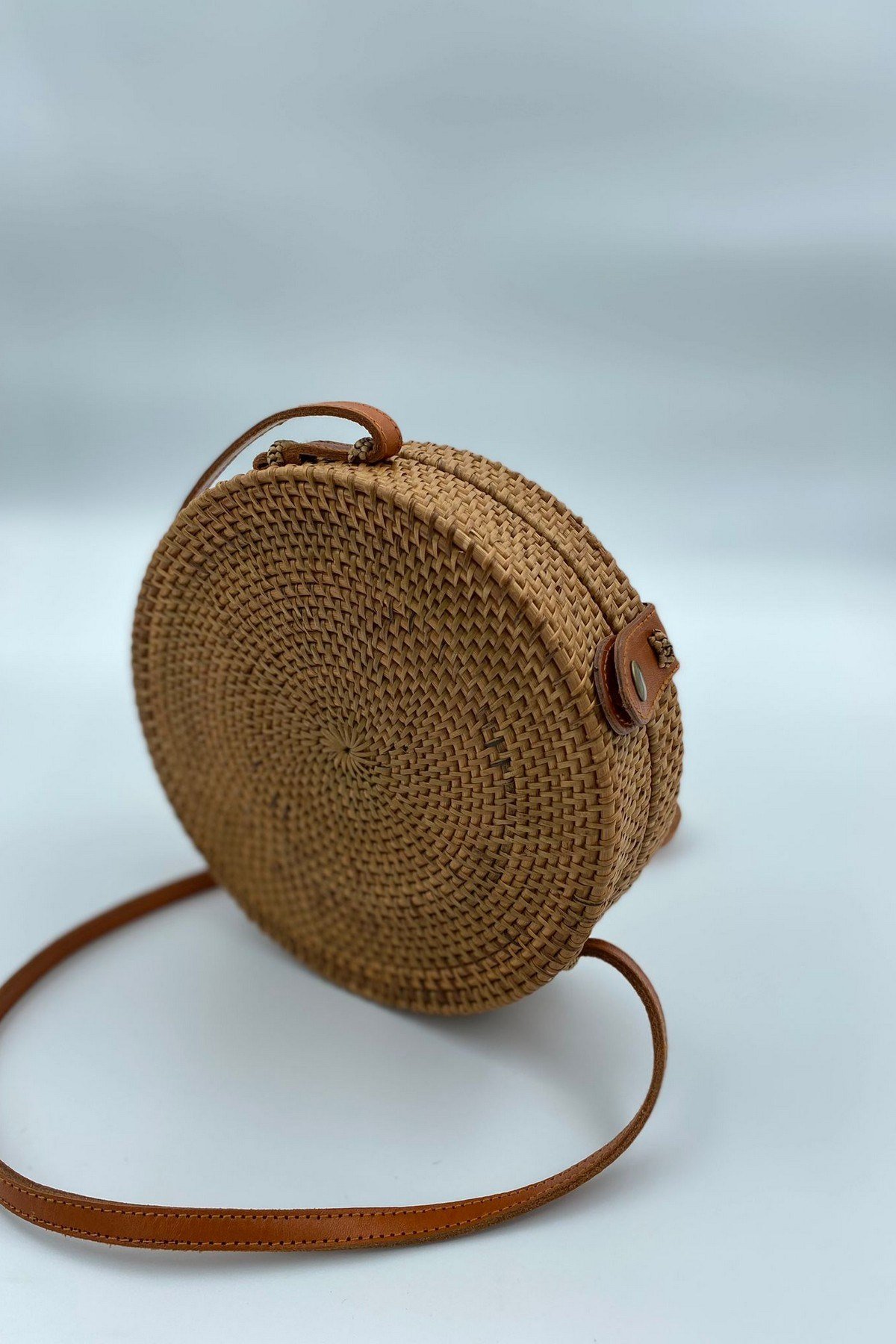 HM19092 Bambu Ortası Çiçek Desenli Deri Klipsli Çanta