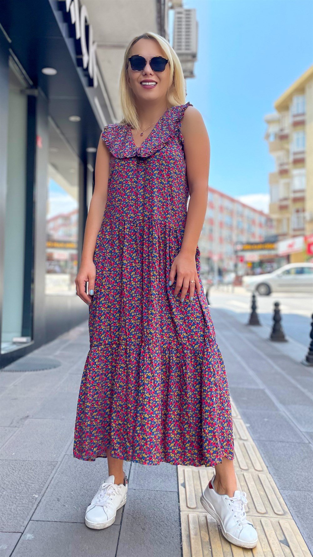 Bebe Yaka Elbise 