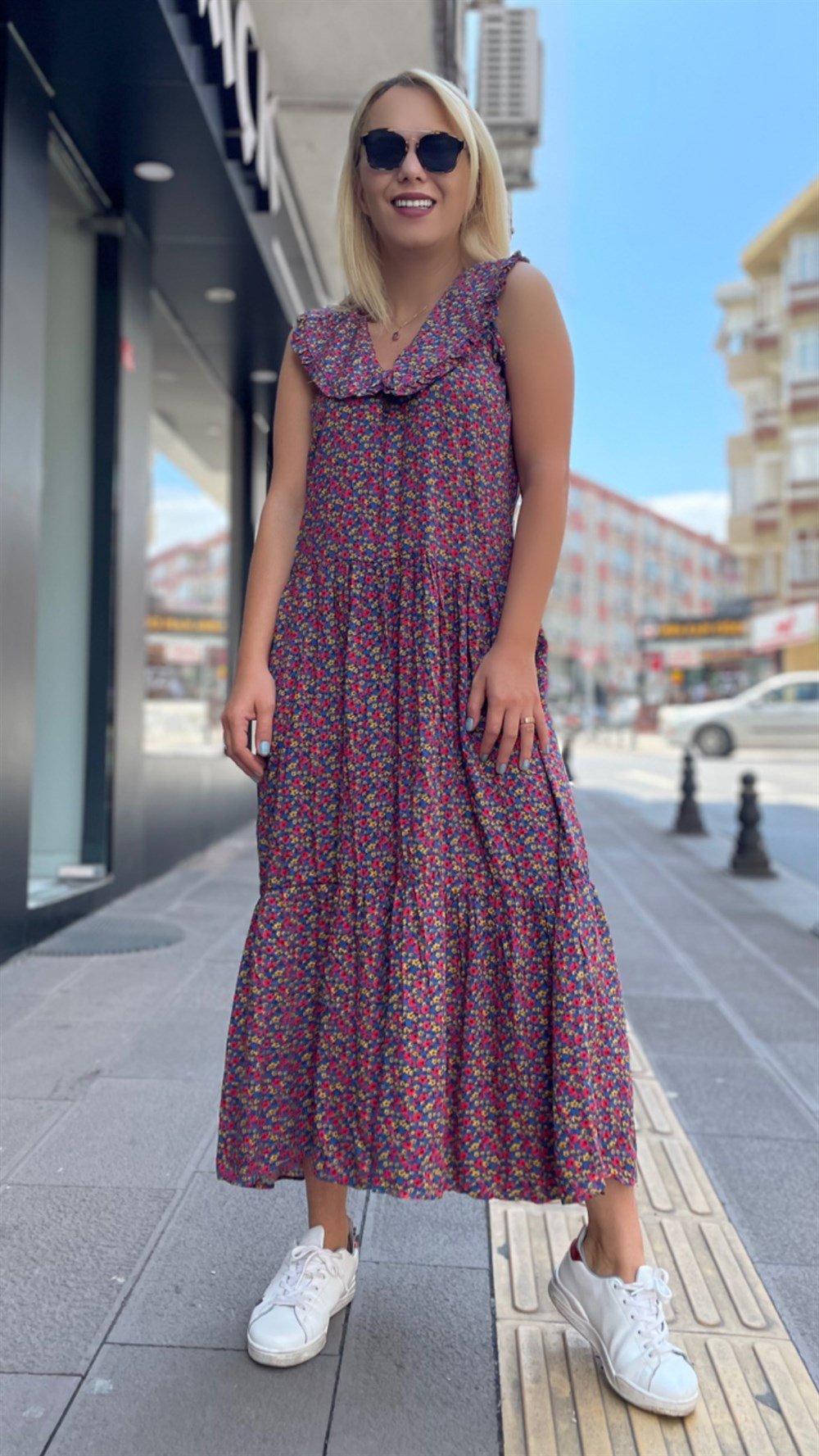 Bebe Yaka Elbise 