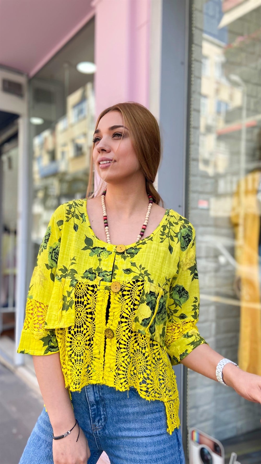 Düğmeli Desenli Bluz