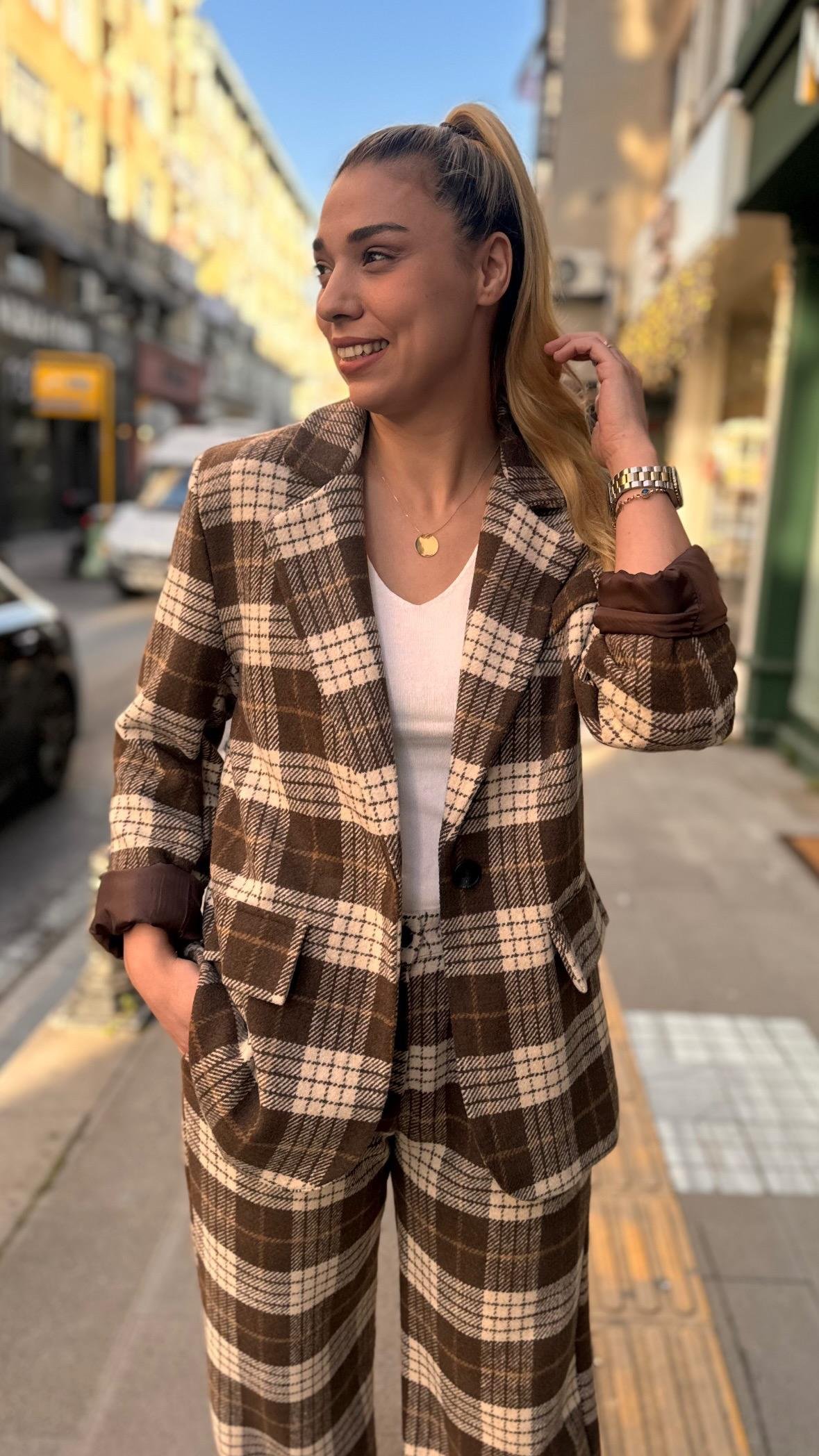 Ekose Kaşe Ceket  