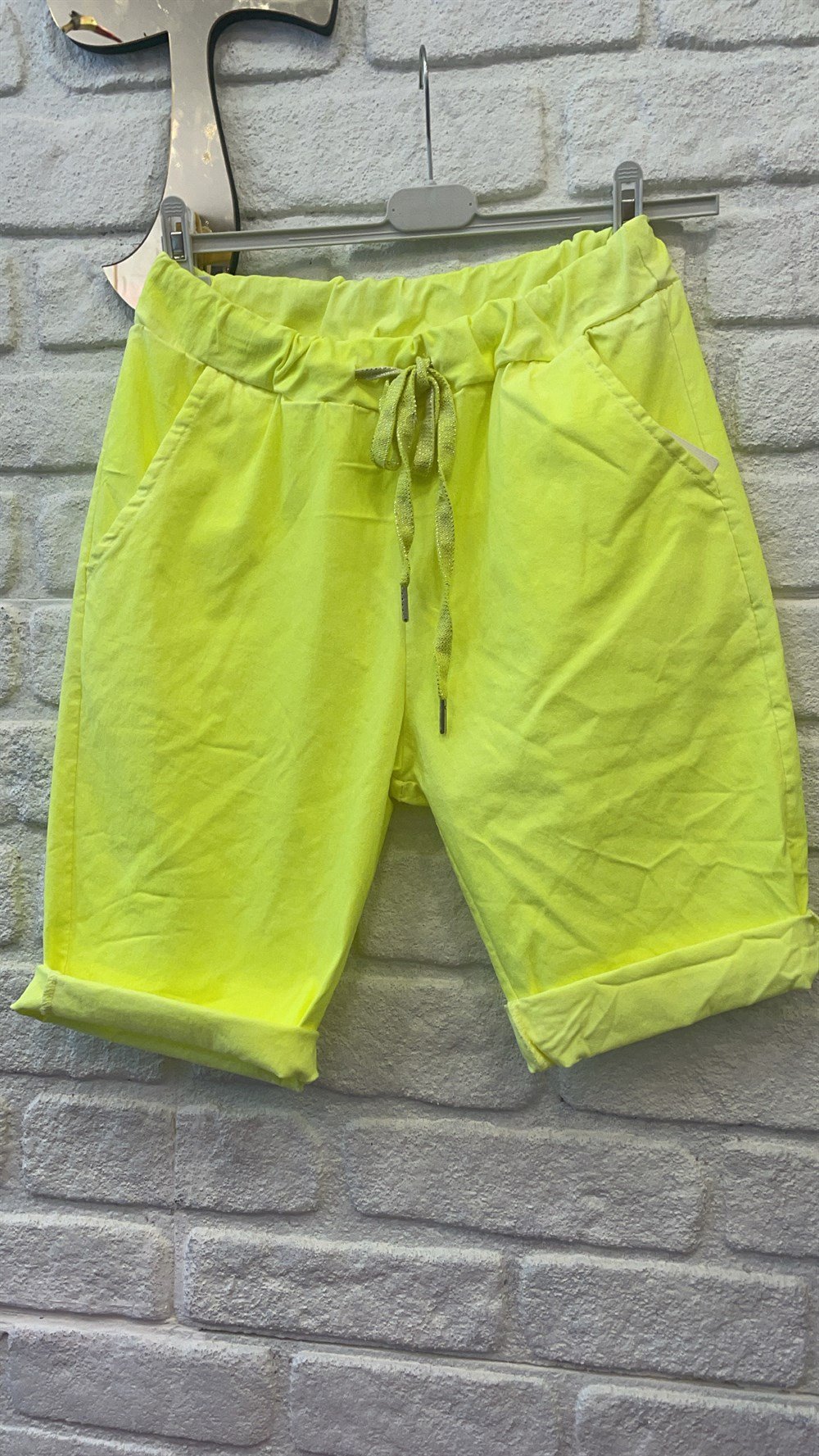 İthal Neon Şort