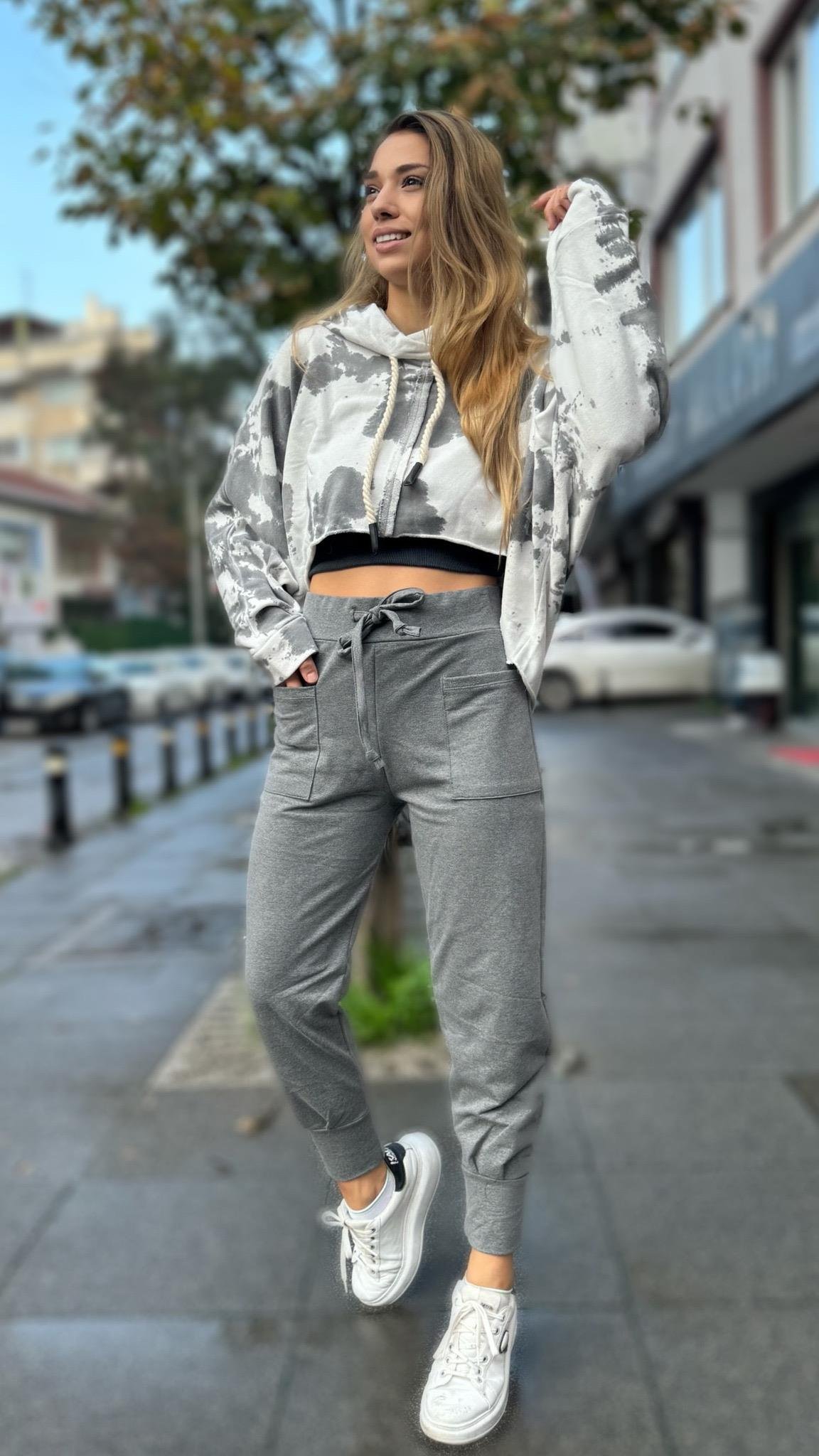Kapşonlu Kısa Sweatshirt