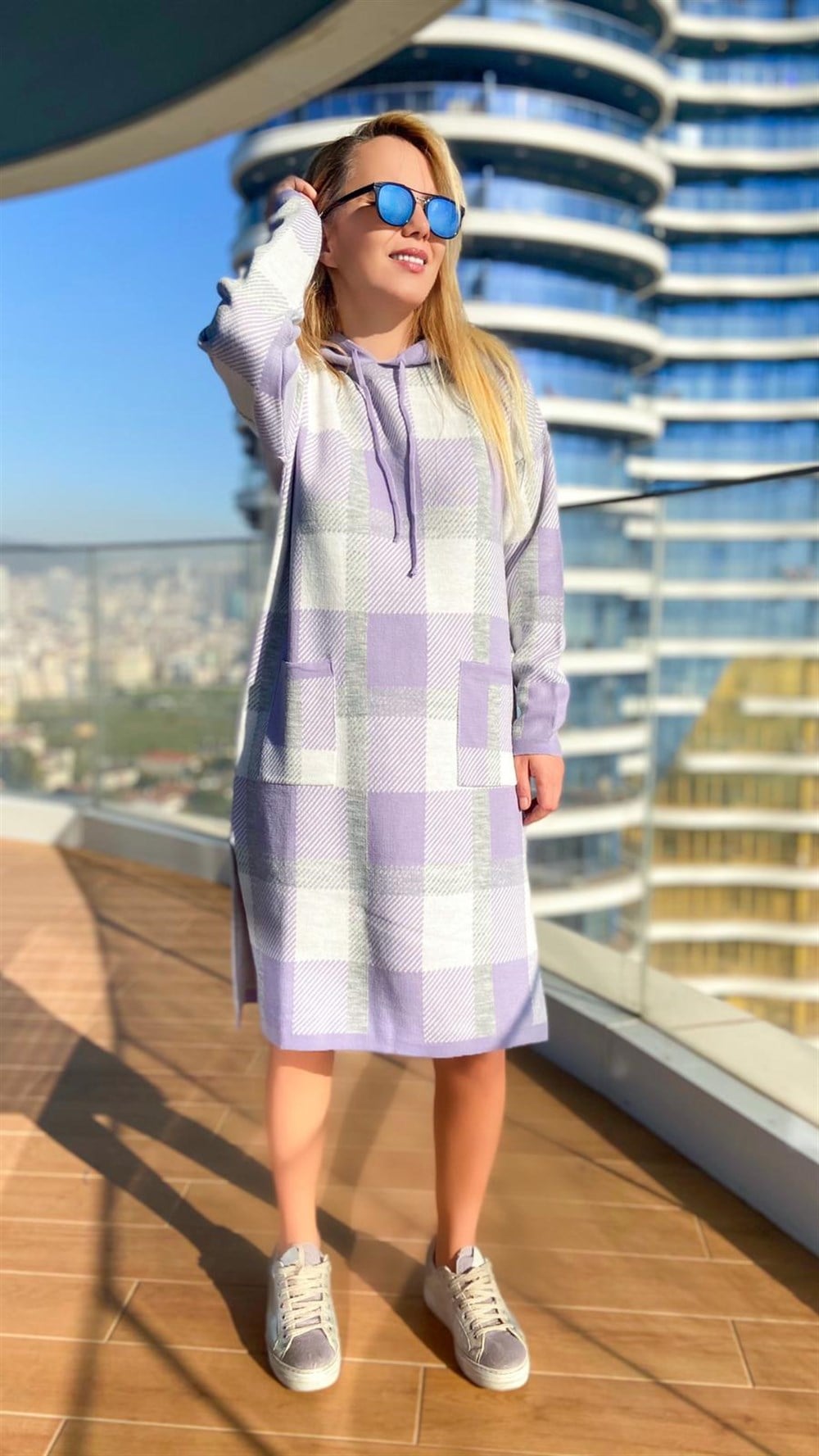 Kapşonlu Triko Elbise