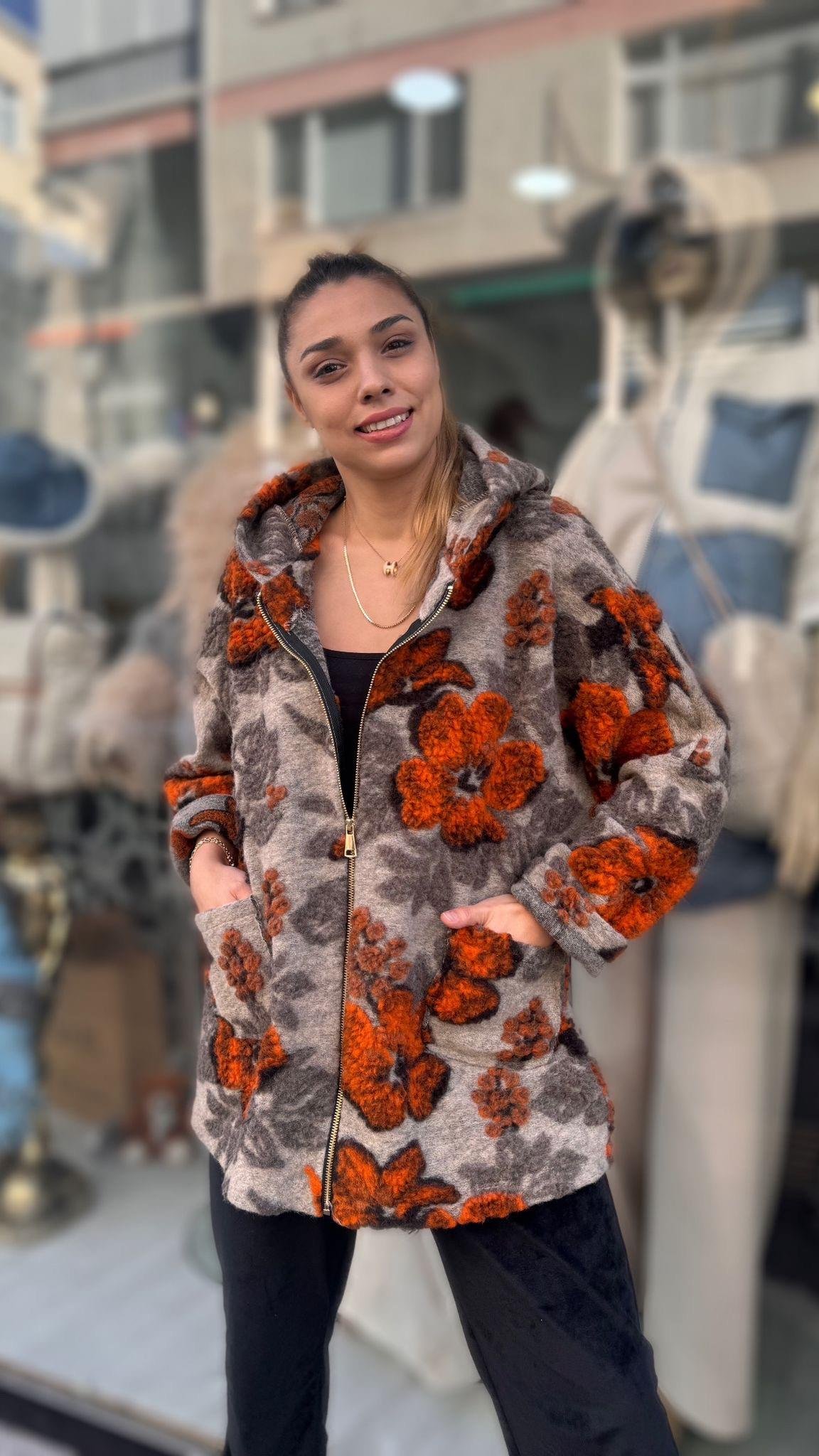 Keçe Çiçekli 