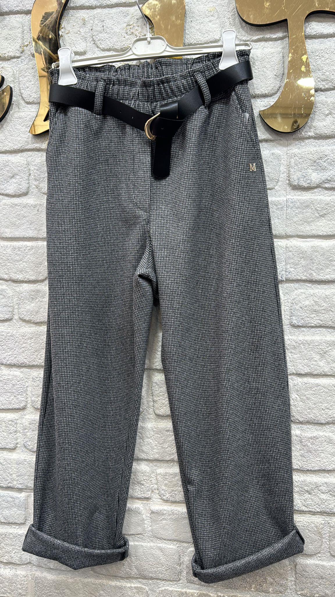 M Yazılı Kaşe Pantolon  