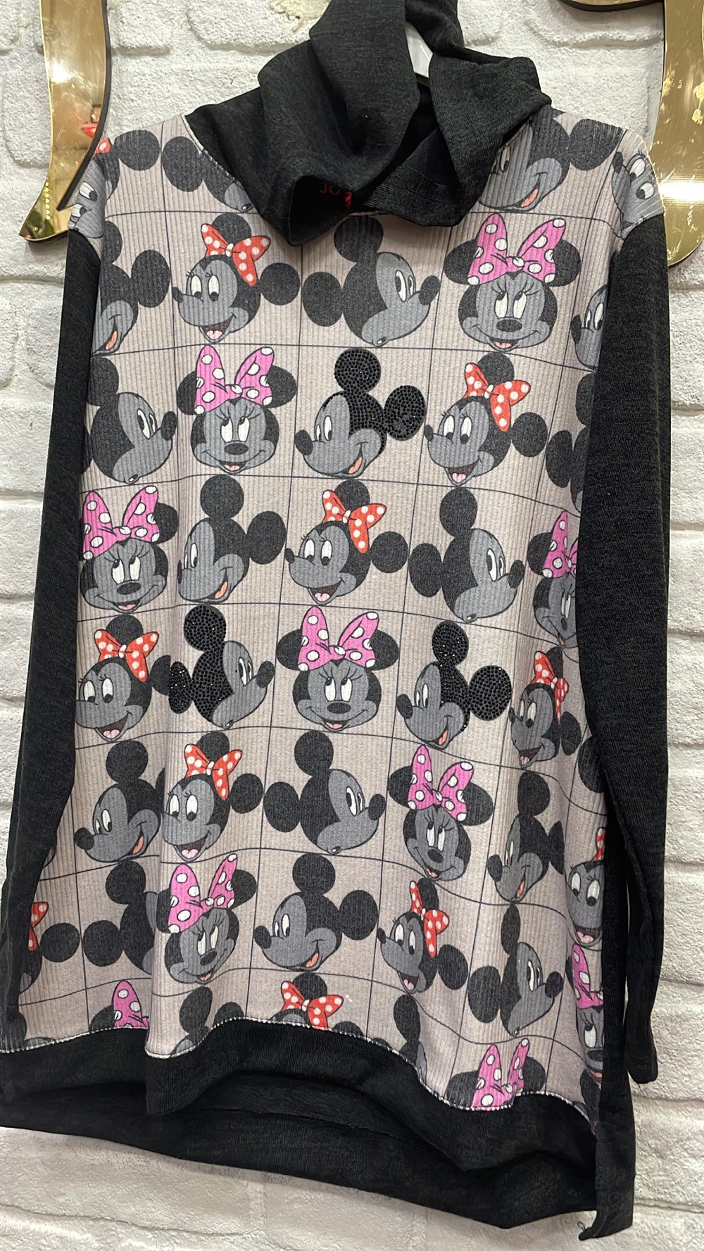 Mickey Kapşonlu