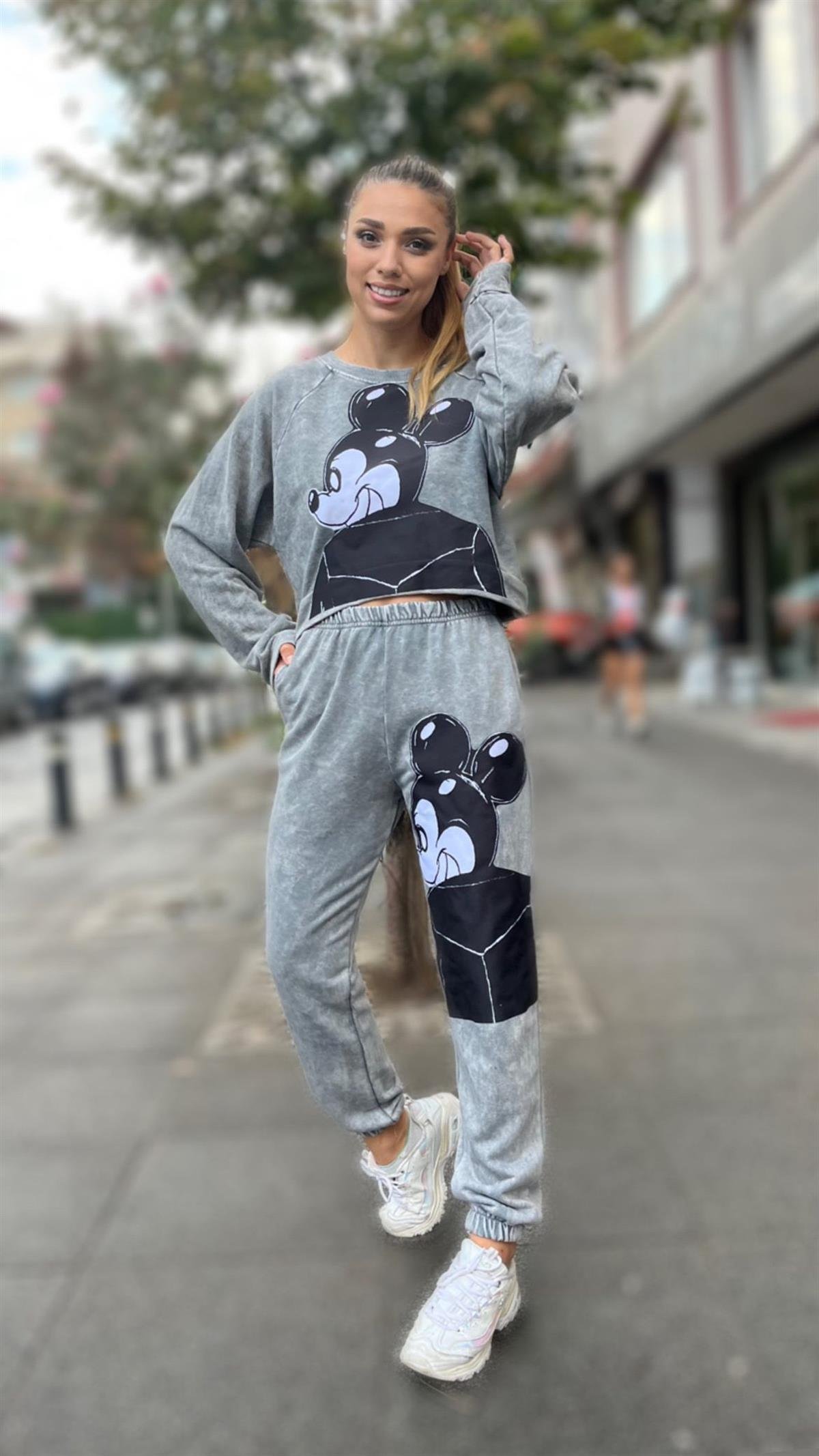 Mickeyli Eşofman Takımı