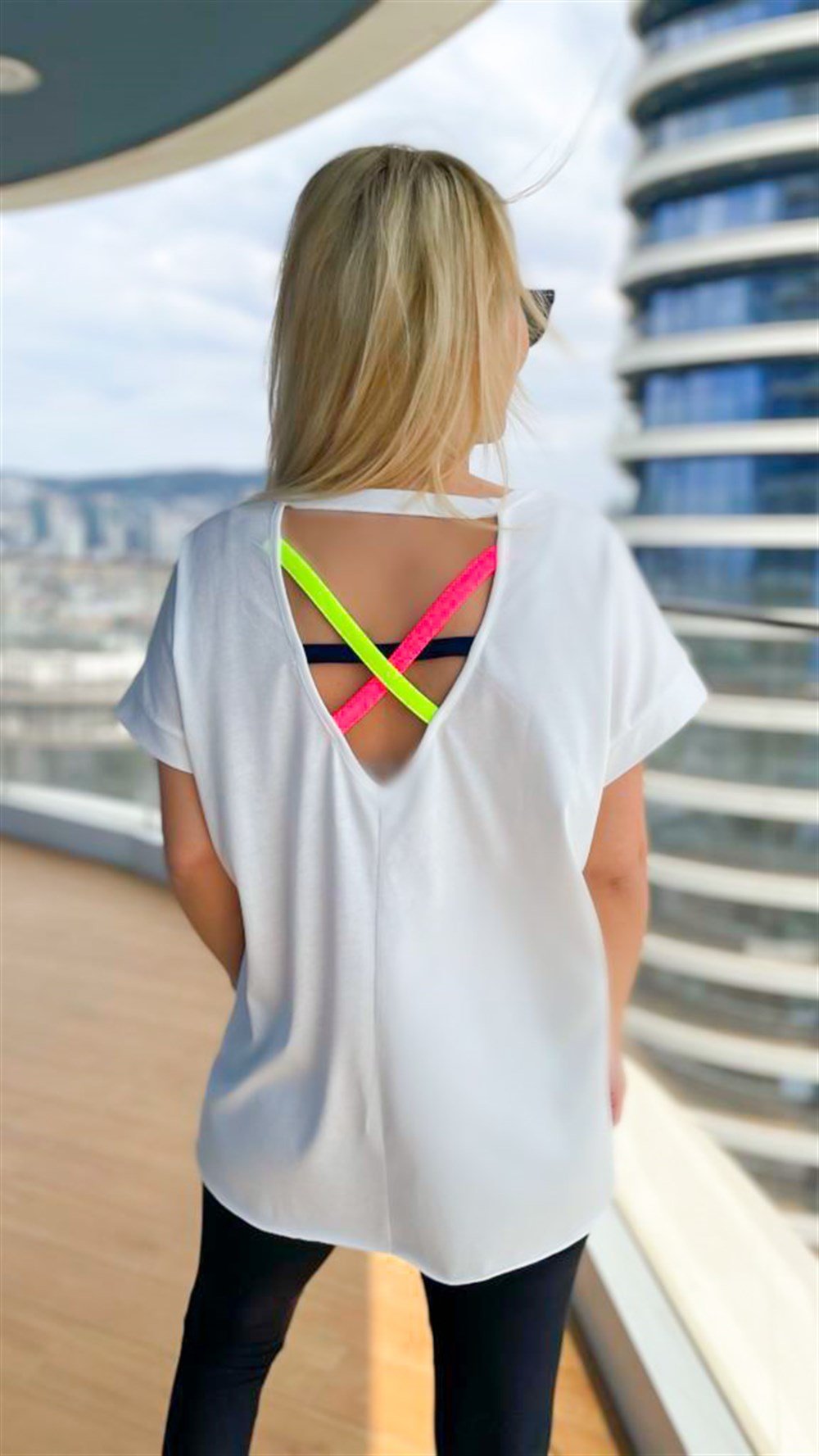 Neon Şeritli Unity T-shirt