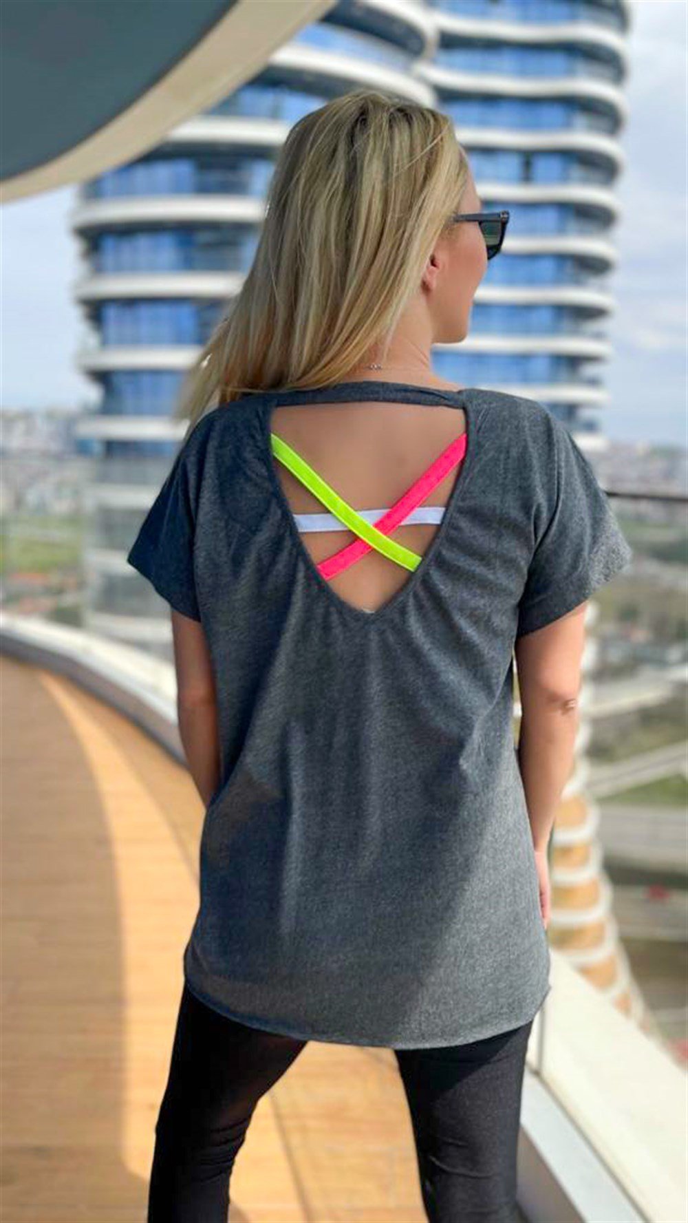 Neon Şeritli Unity T-shirt