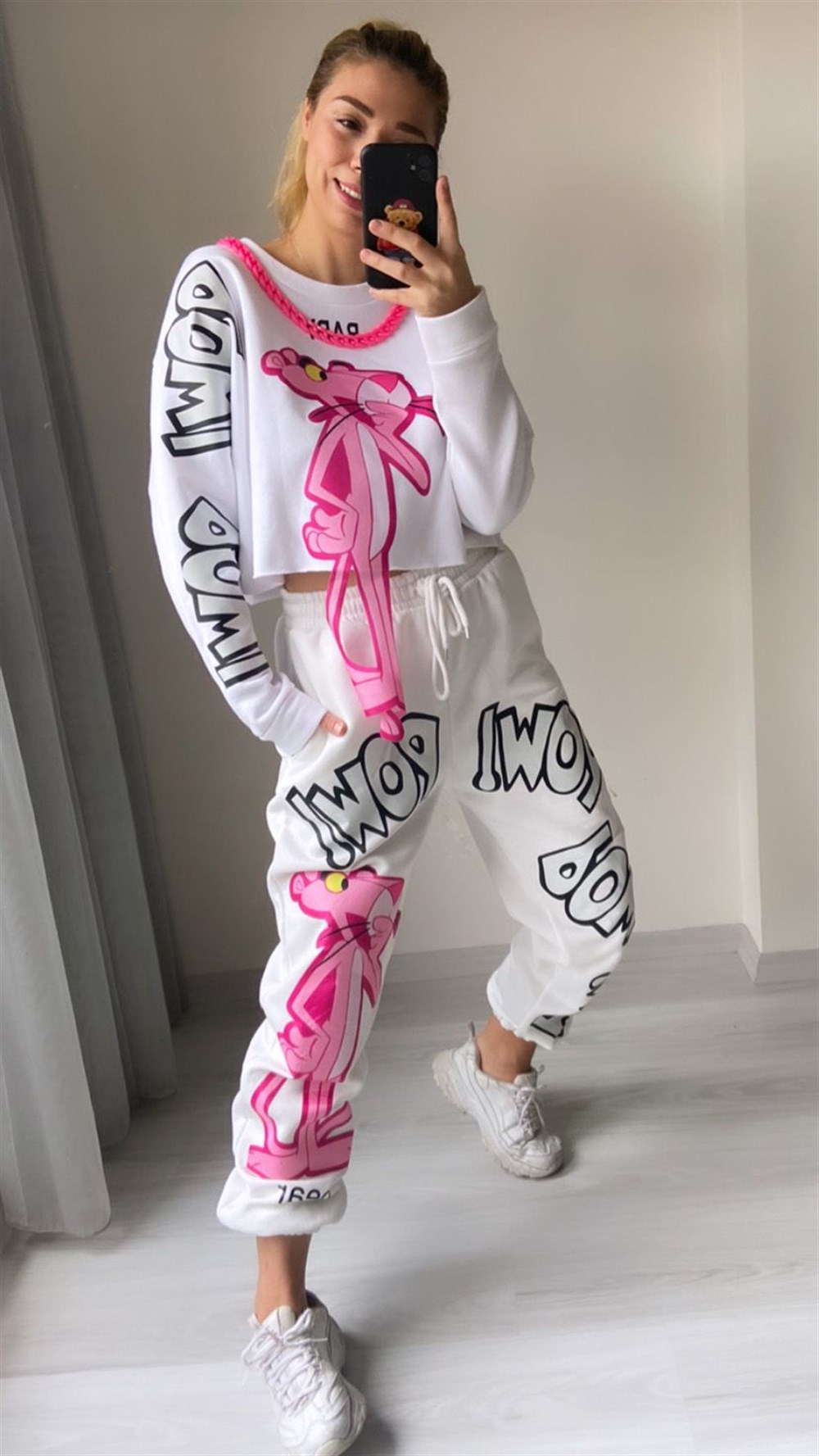 Pembe Panter 