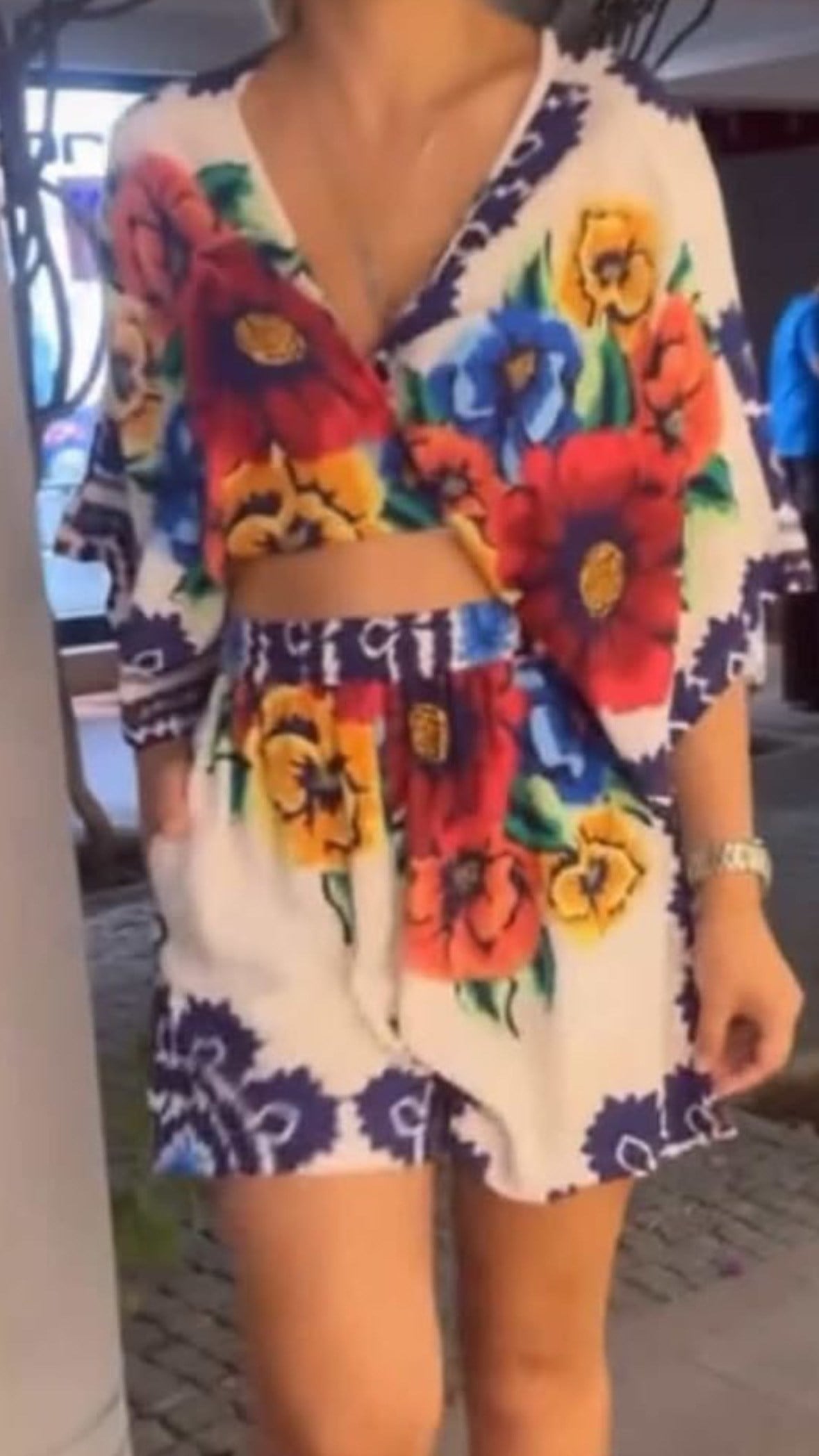 Renkli Şortlu Takım 