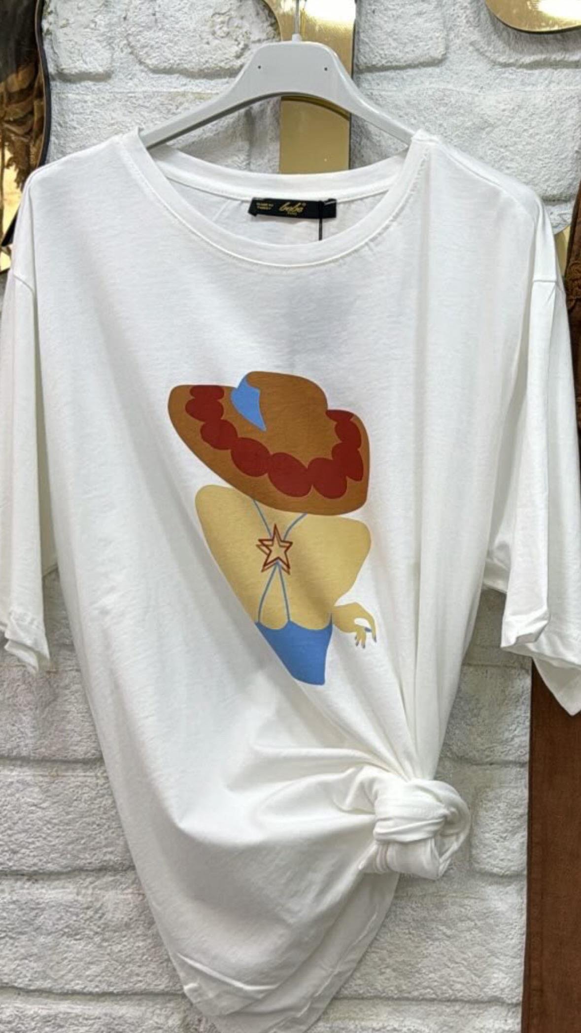 Şapkalı Tshirt 