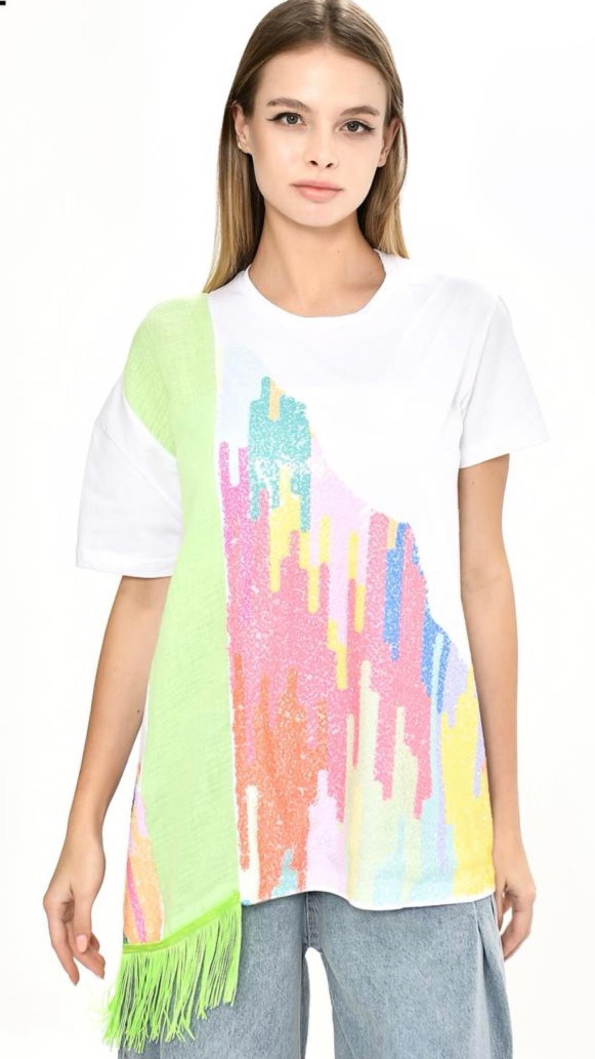 Tasarım Tshirt Püsküllü
