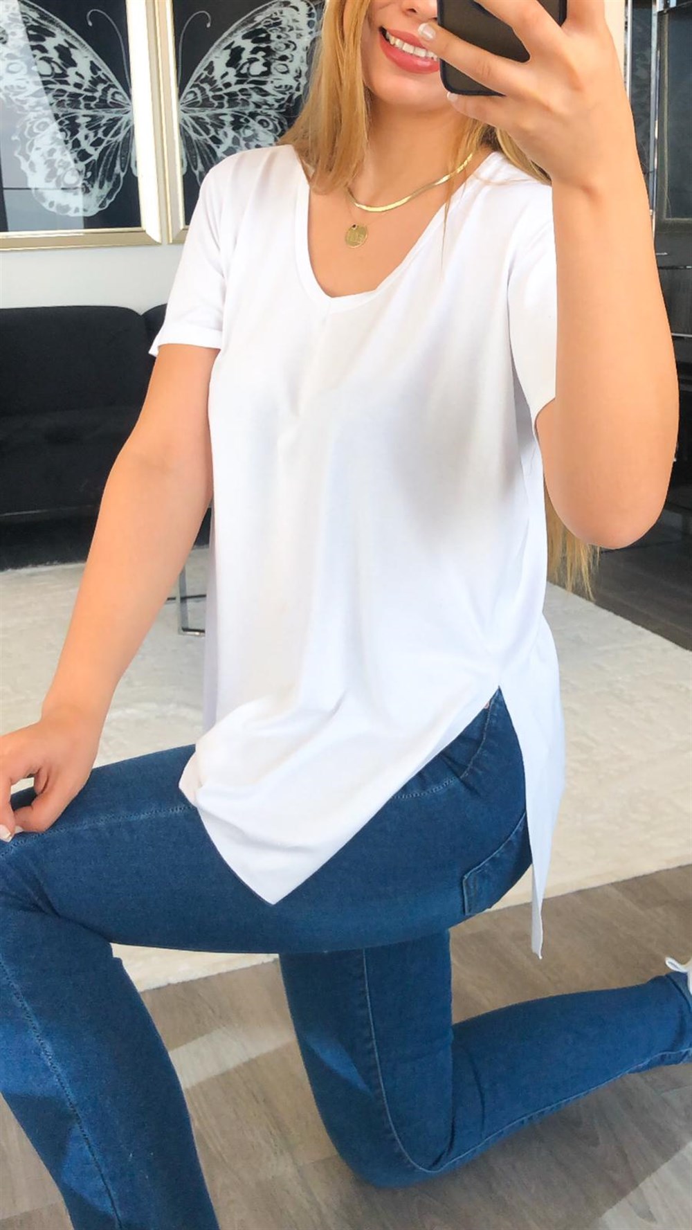 V Yaka Basic Tshirt