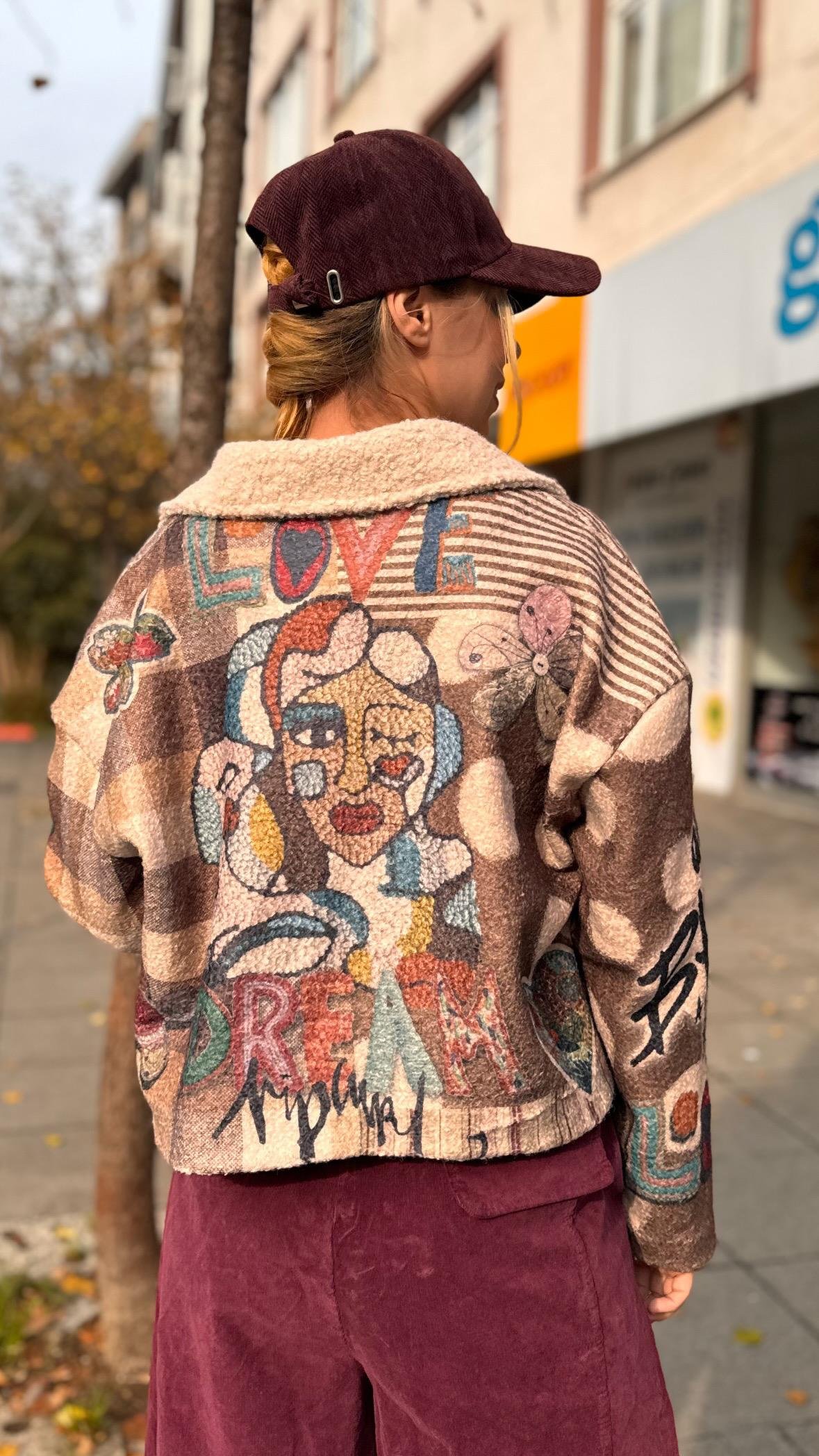 Yüz Desen Keçe Ceket 