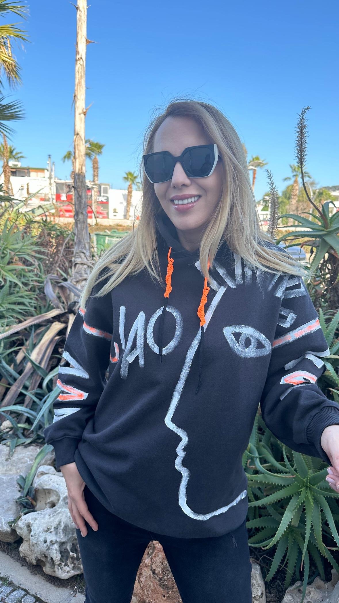 Yüz Detay Sweatshirt