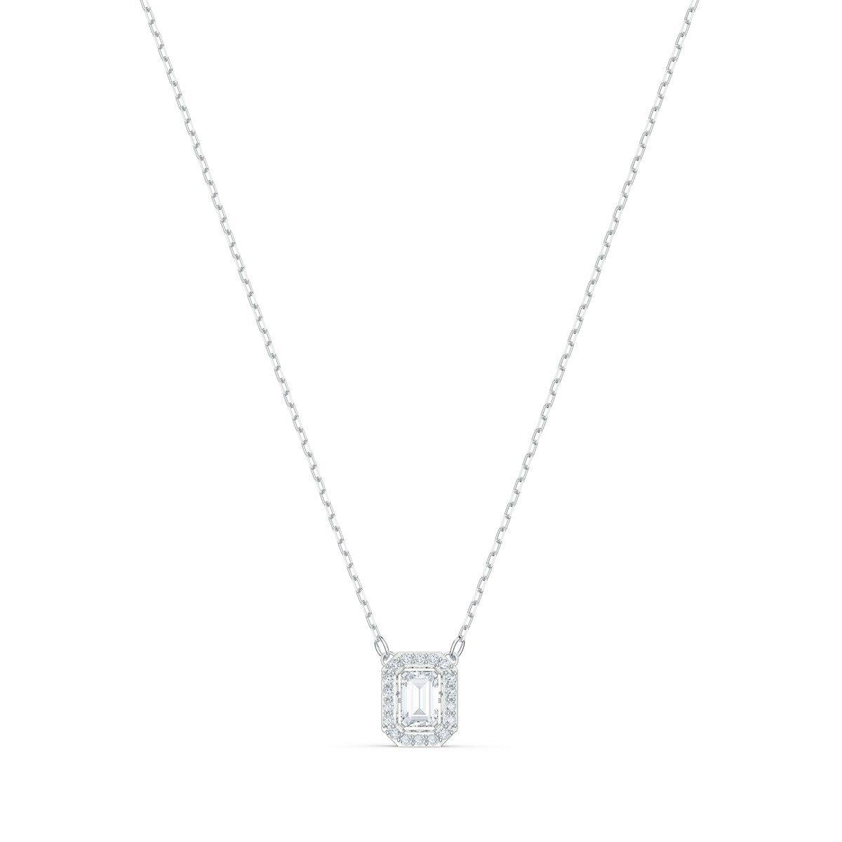 MarkasızMillenia Kolye Swarovski Zirconia Kare Beyaz Rodyum Kaplama | ÜnçerlerMillenia Kolye Swarovski Zirconia Kare Beyaz Rodyum Kaplama